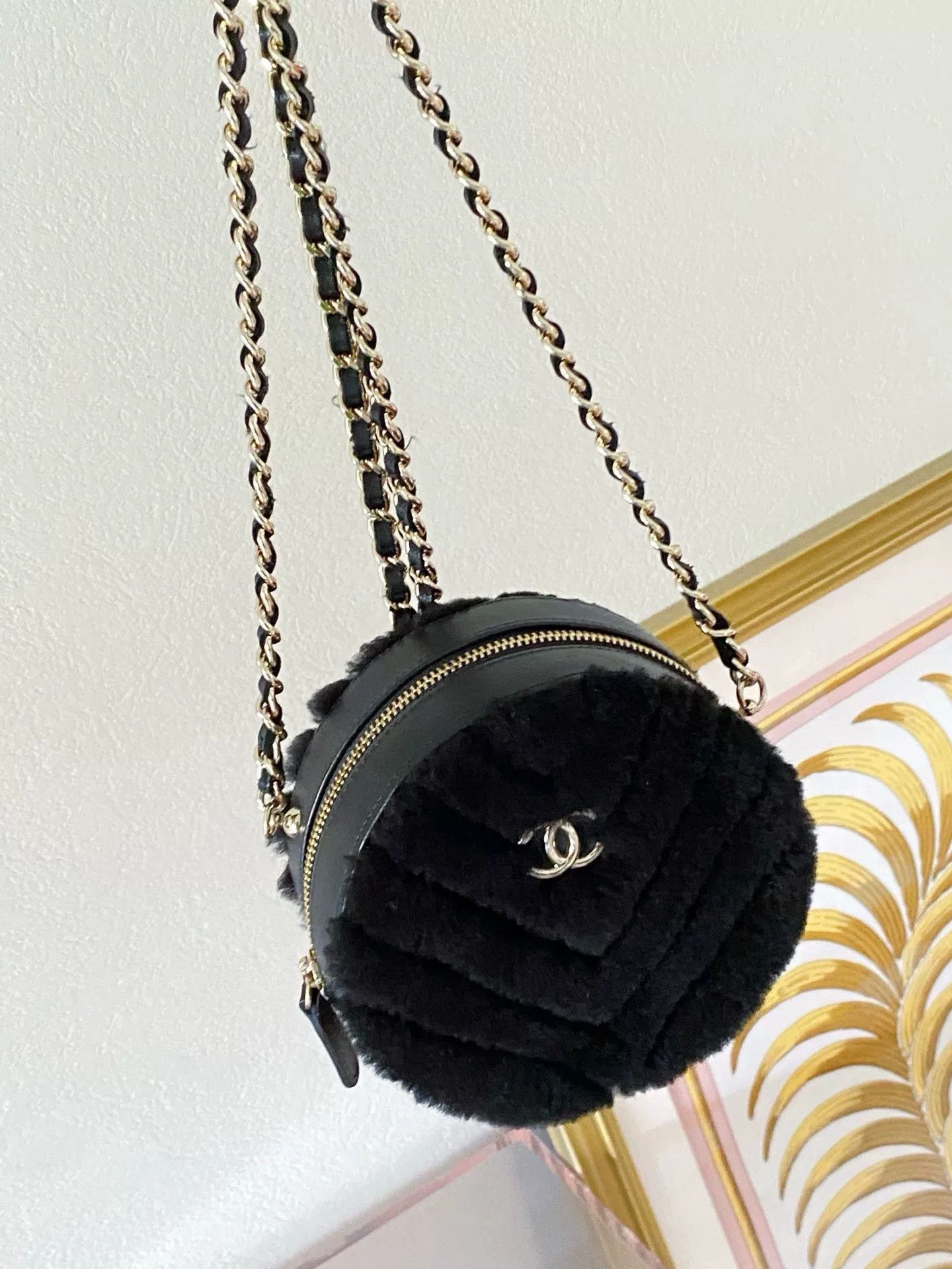 Chanel Pre-loved Bag Very good condition Size ONE SIZE - 3 Thumbnail
