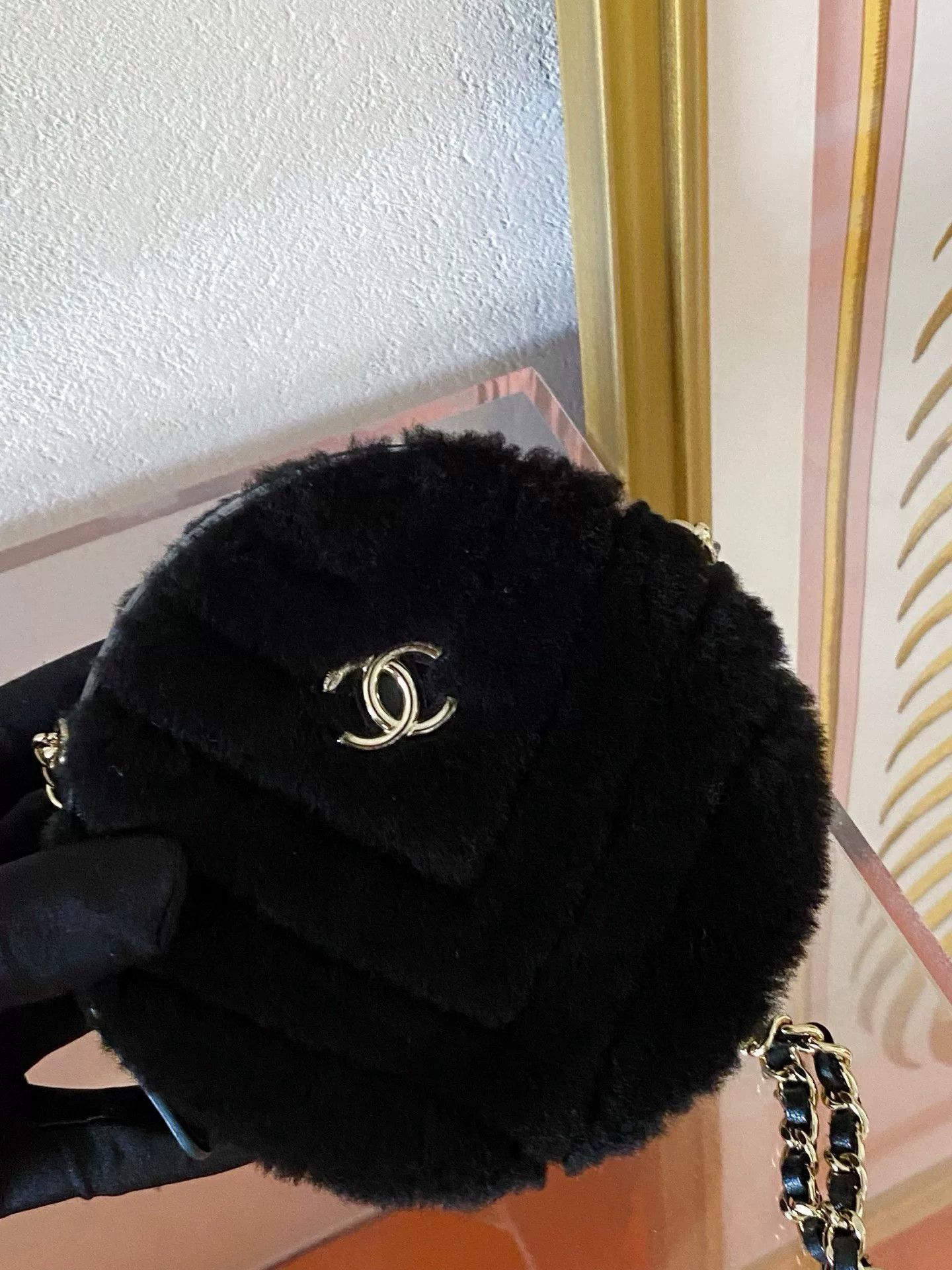 Chanel Pre-loved Bag Very good condition Size ONE SIZE - 2 Thumbnail
