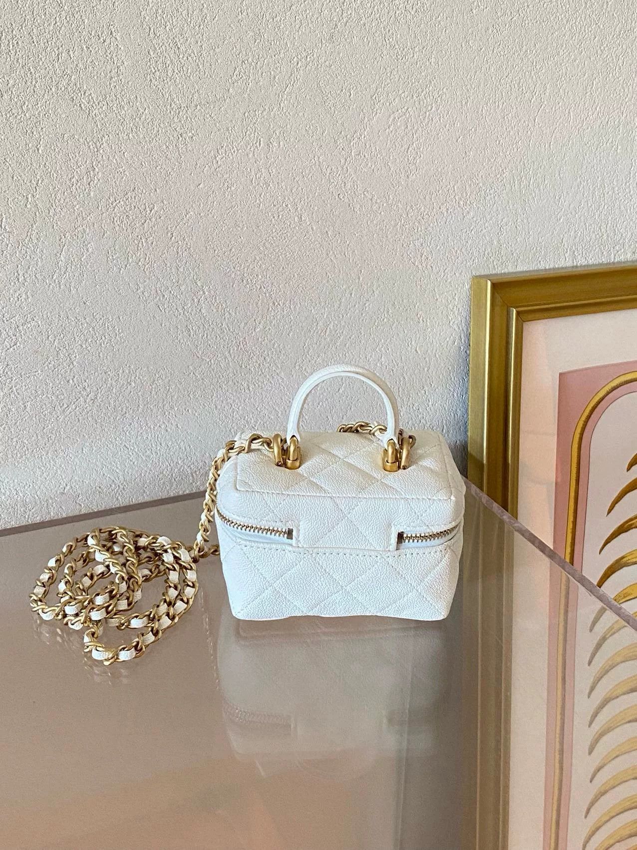 Chanel Pre-loved Bag Very good condition Size ONE SIZE - 3 Thumbnail