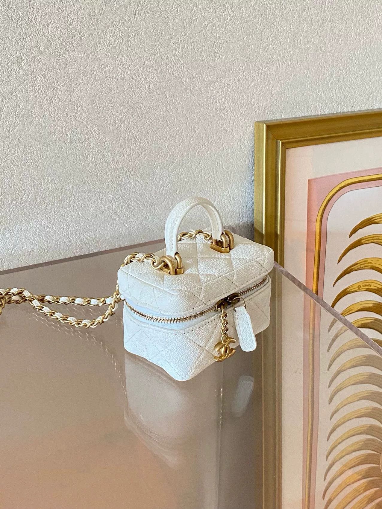 Chanel Pre-loved Bag Very good condition Size ONE SIZE - 4 Thumbnail