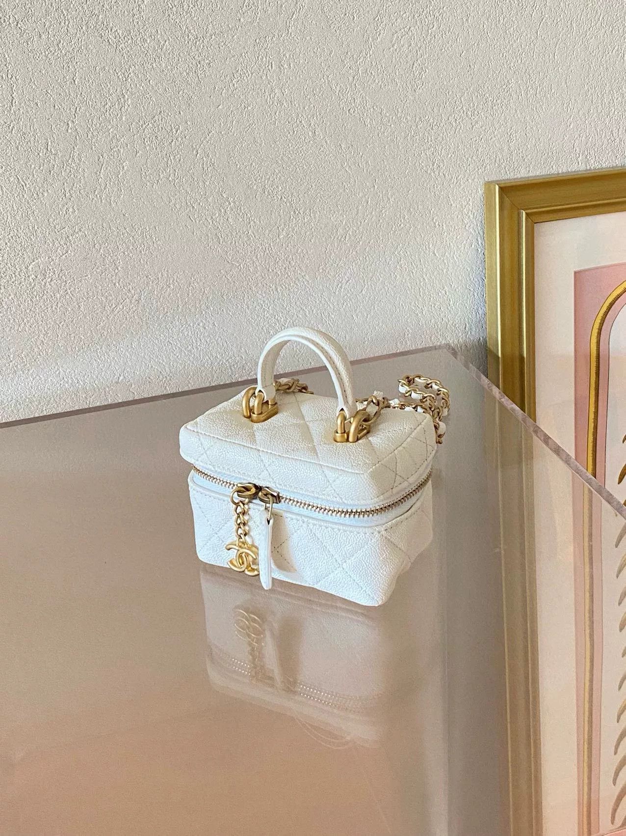 Chanel Pre-loved Bag Very good condition Size ONE SIZE - 5 Thumbnail