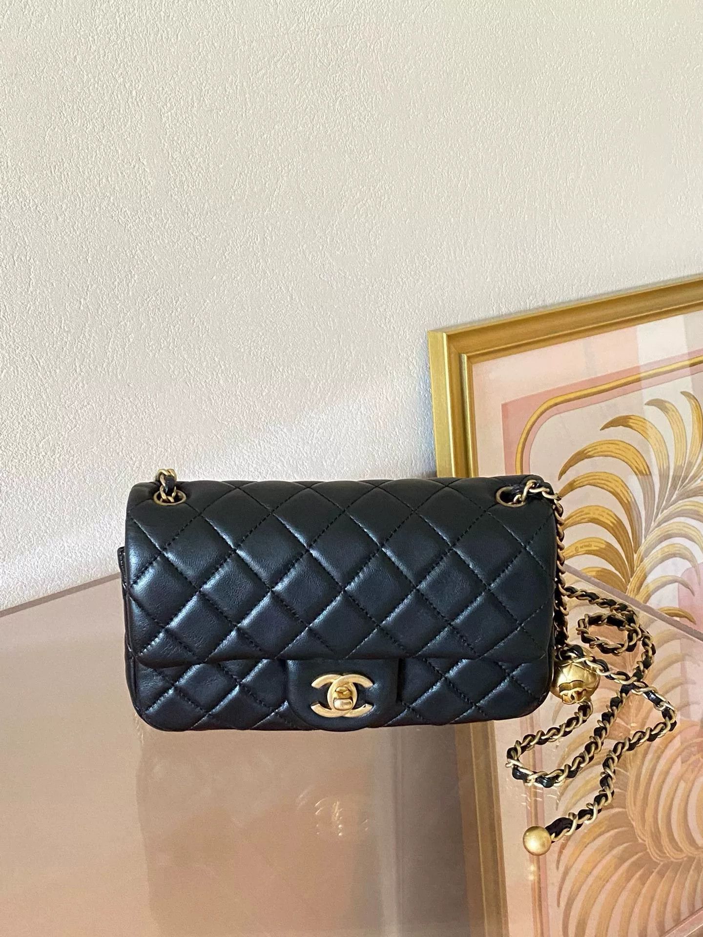 Chanel Pre-loved Bag Very good condition Size ONE SIZE - 2 Thumbnail