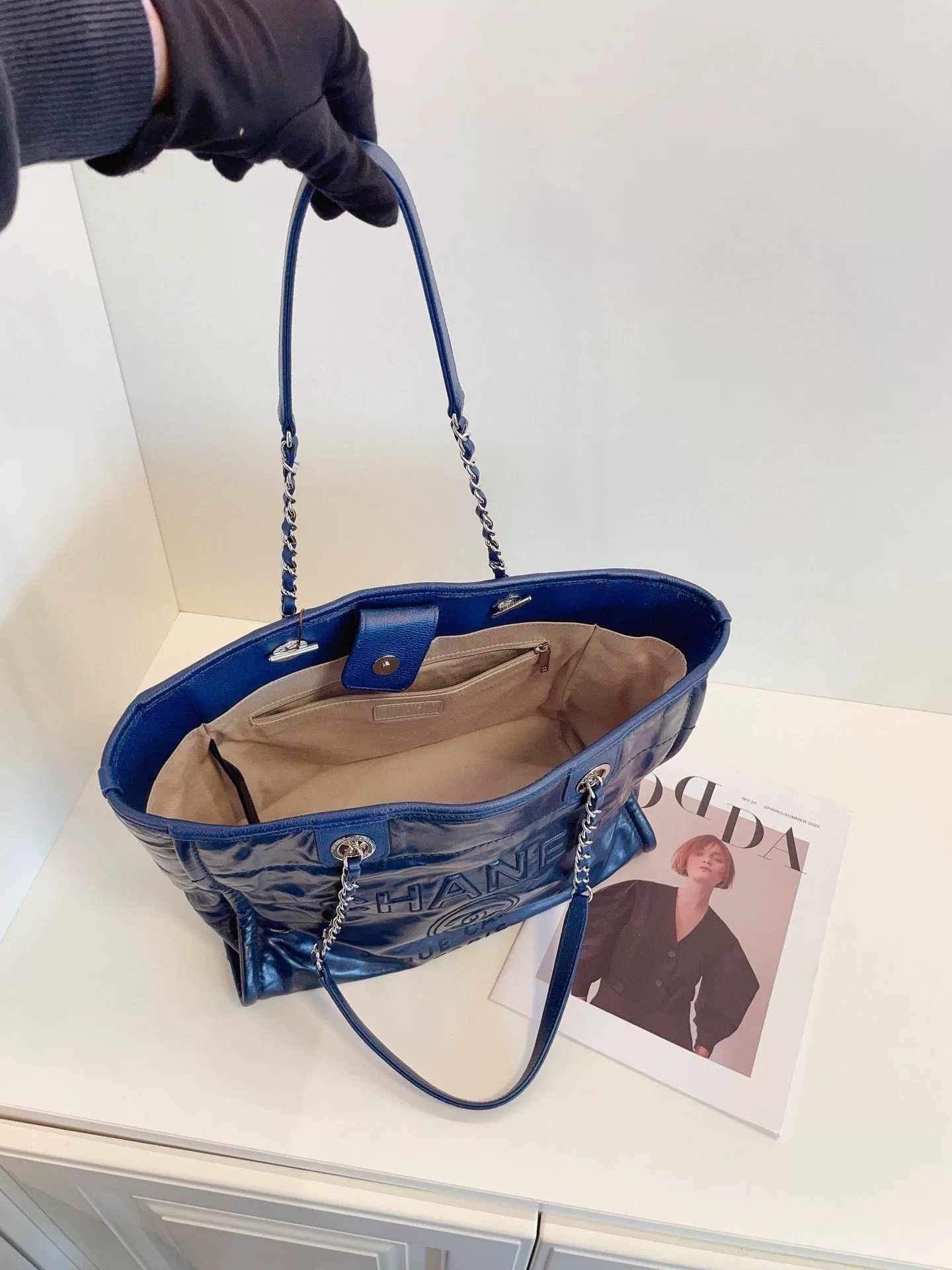 Chanel Pre-loved Bag Very good condition Size ONE SIZE - 8 Thumbnail