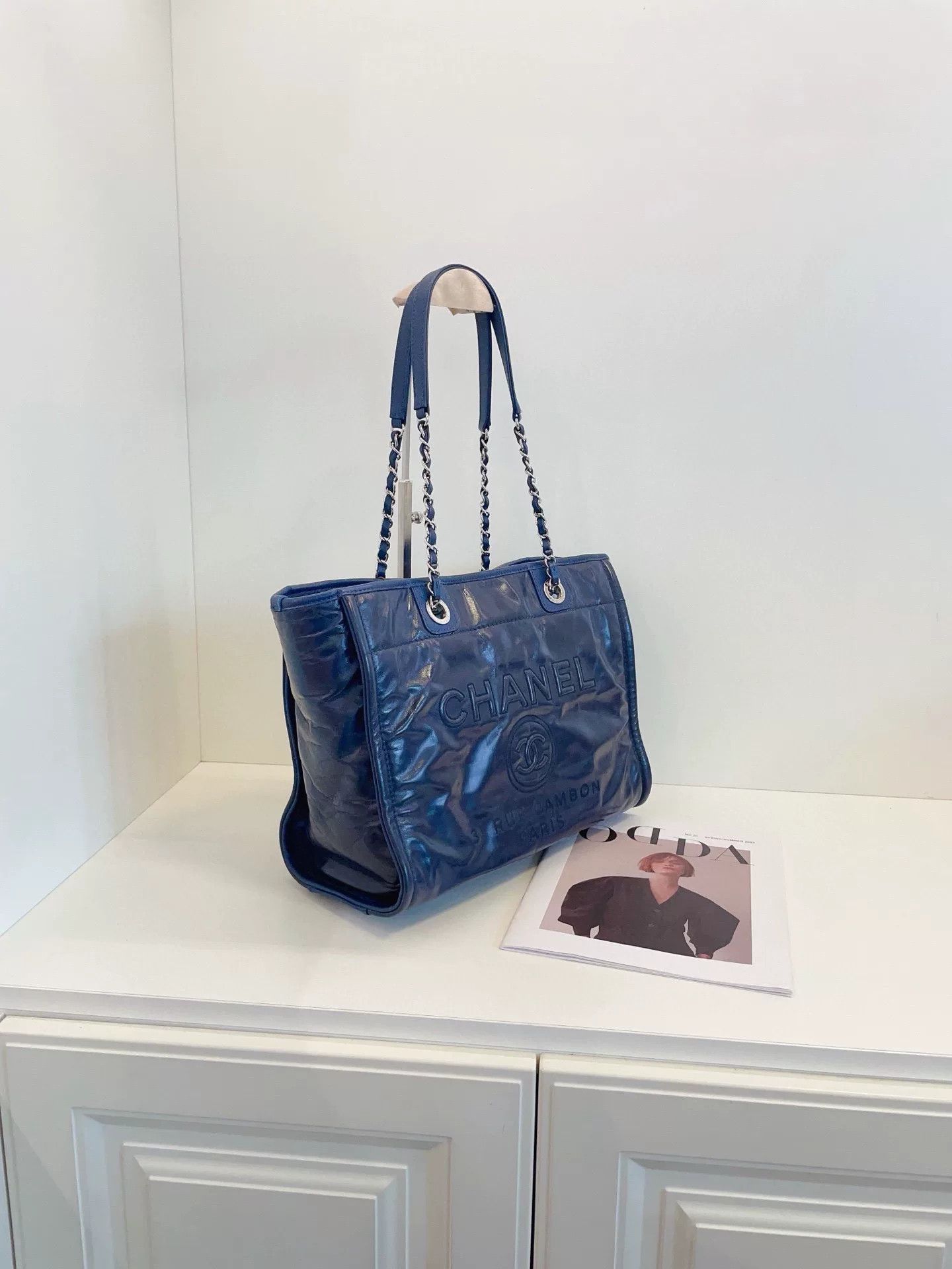 Chanel Pre-loved Bag Very good condition Size ONE SIZE - 3 Thumbnail