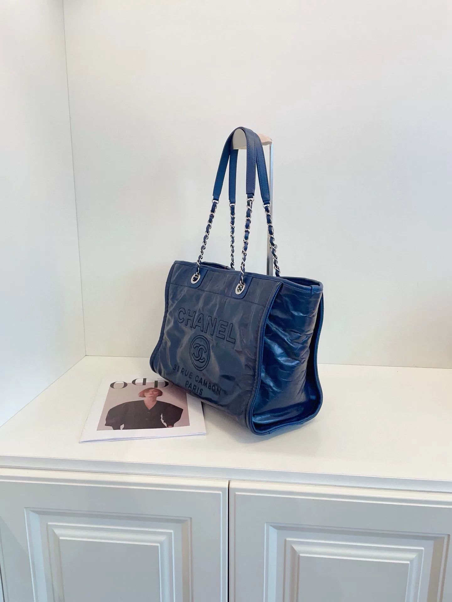 Chanel Pre-loved Bag Very good condition Size ONE SIZE - 4 Thumbnail