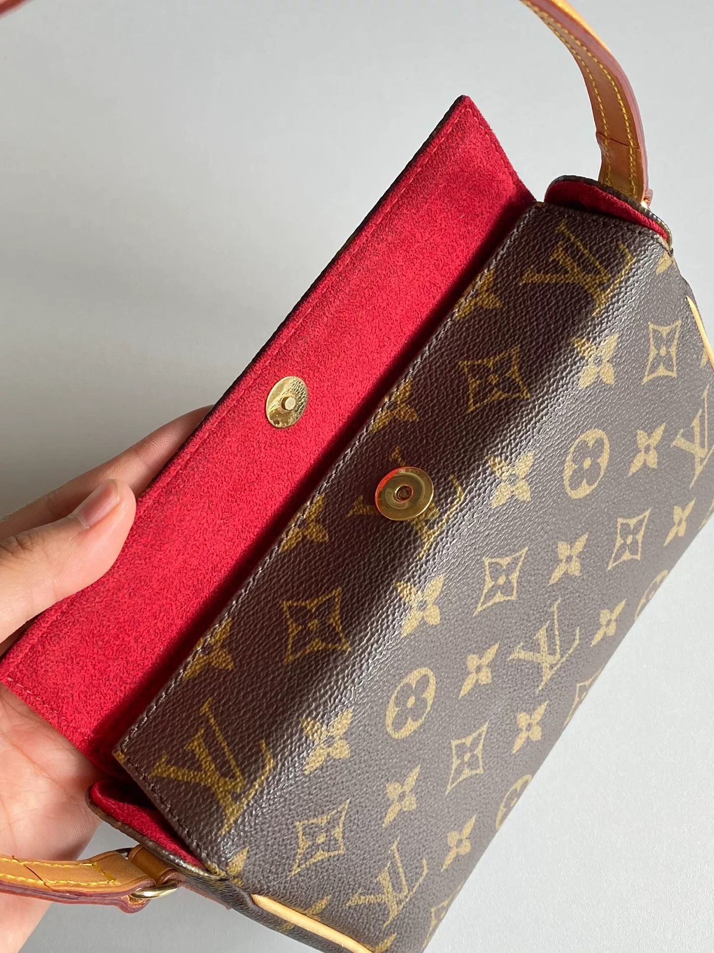 Louis Vuitton Pre-loved Bag Very good condition Size ONE SIZE - 5 Thumbnail
