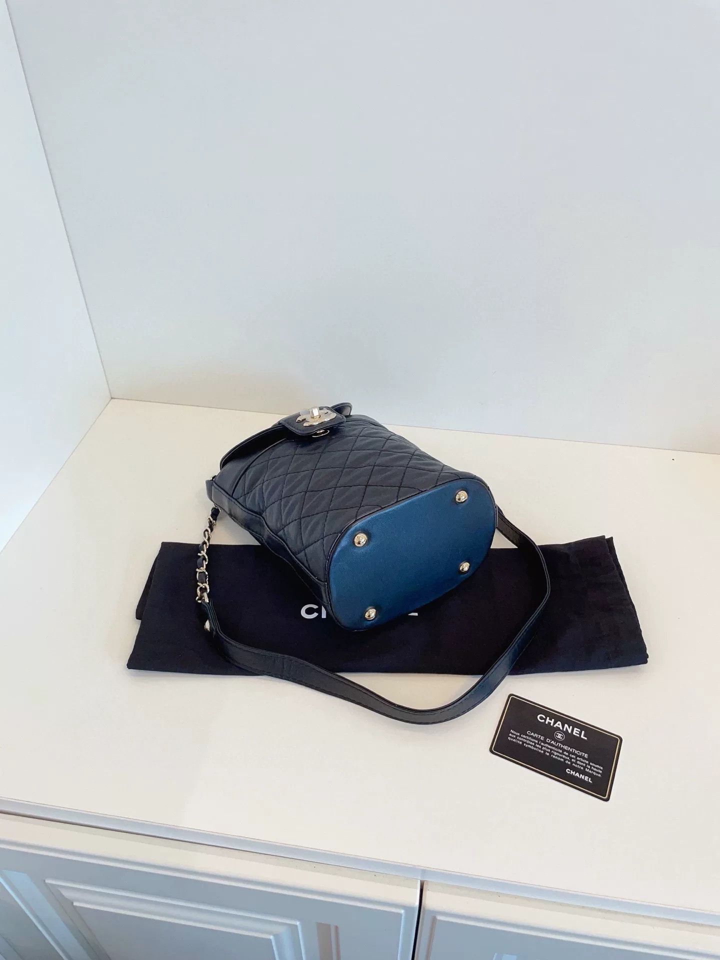 Chanel Pre-loved Bag Very good condition Size ONE SIZE - 5 Thumbnail