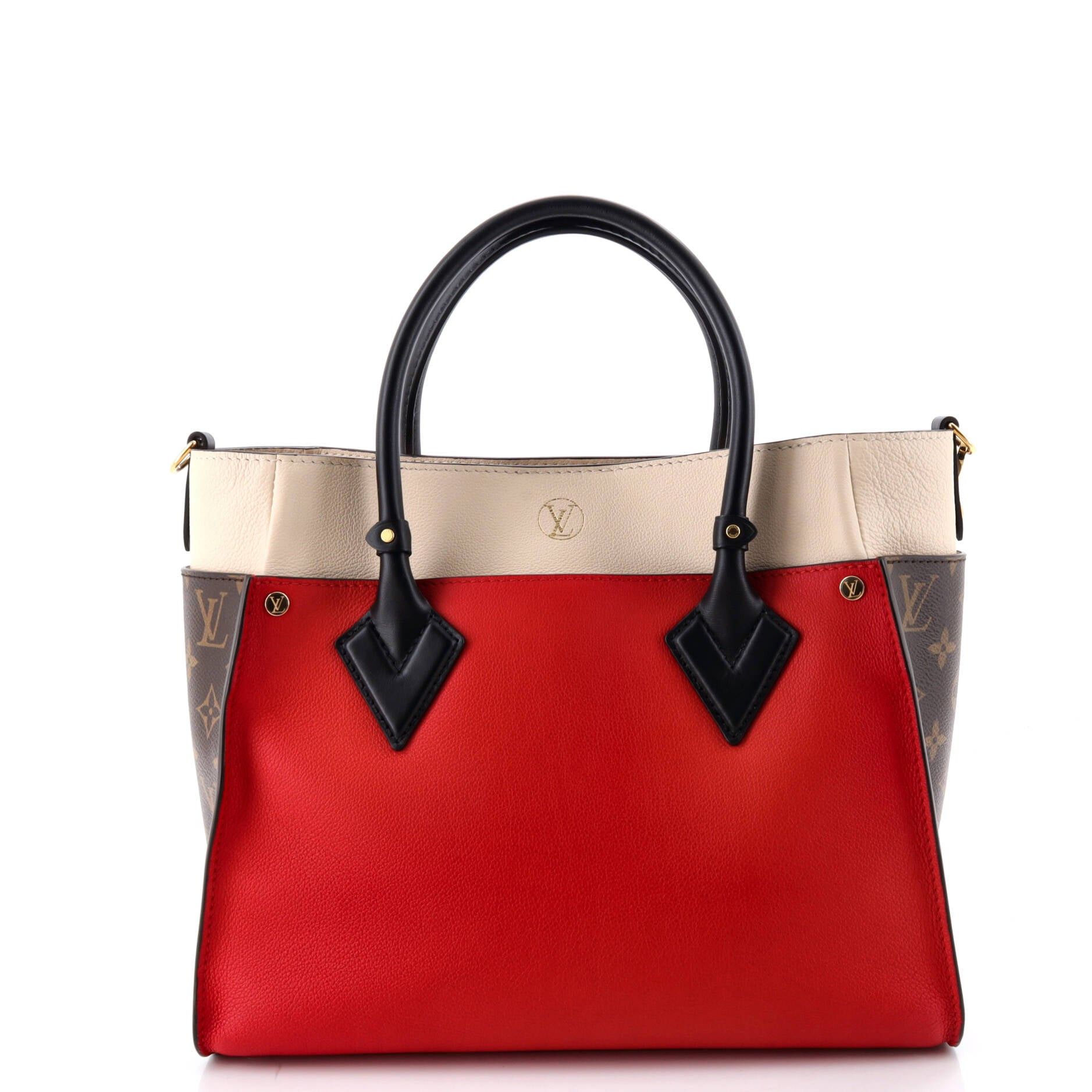 Louis Vuitton On My Side Tote Size ONE SIZE - 3 Thumbnail