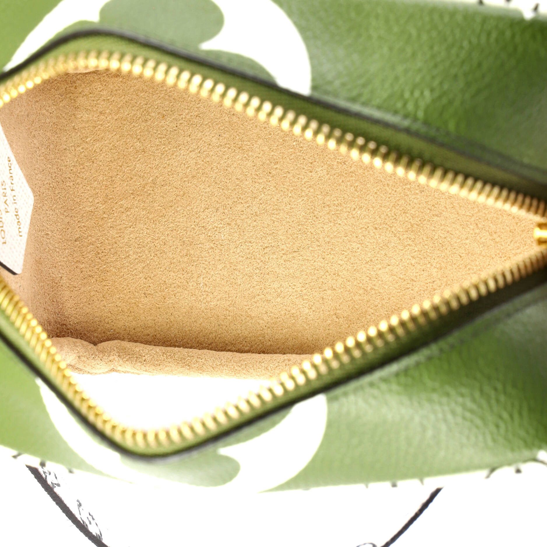 Louis Vuitton Beach Pouch Size ONE SIZE - 5 Thumbnail