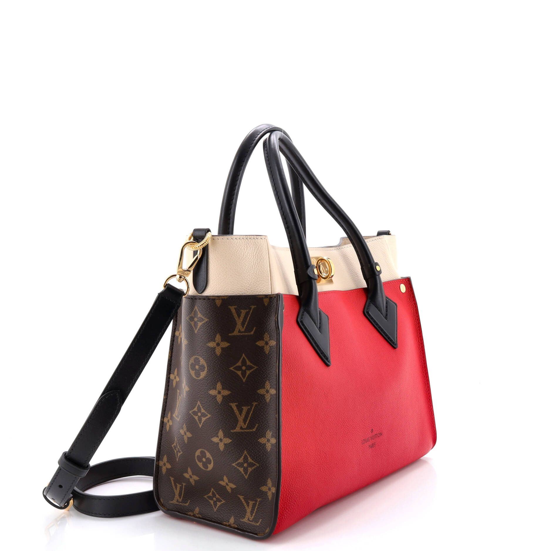 Louis Vuitton On My Side Tote Size ONE SIZE - 2 Thumbnail