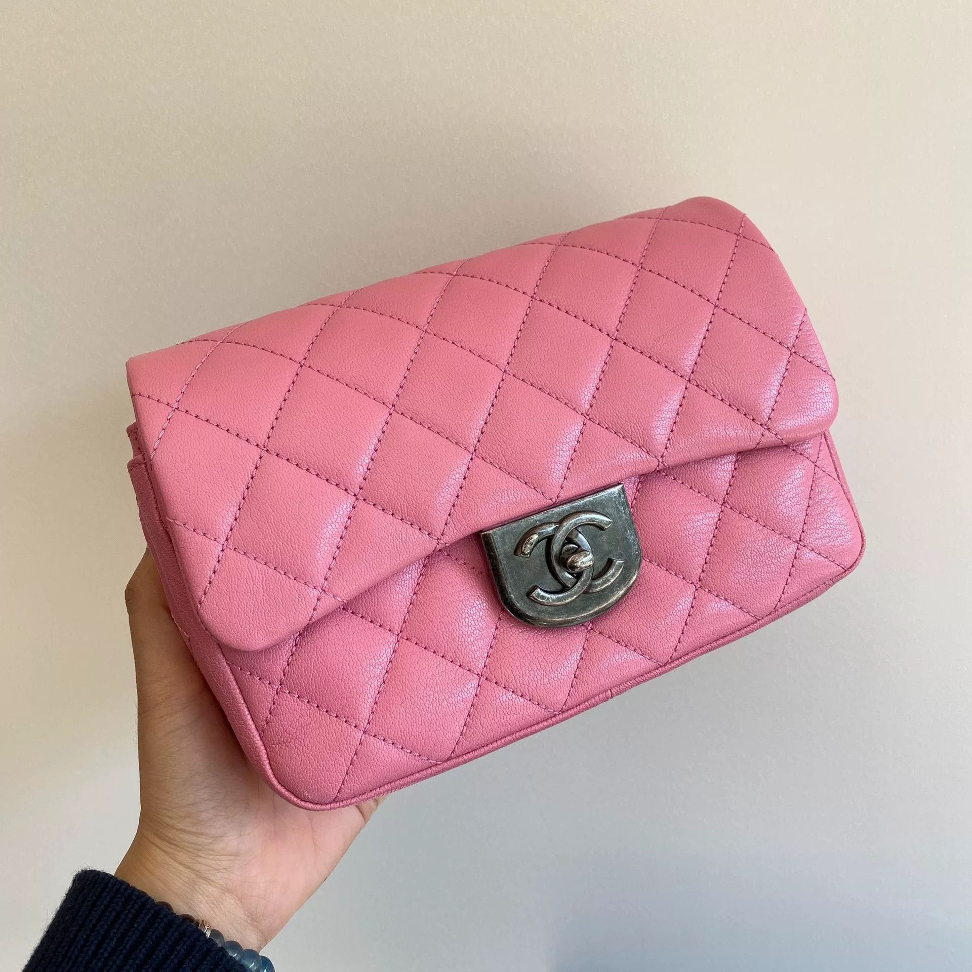 Chanel Pre-loved Bag Very good condition Size ONE SIZE - 2 Thumbnail