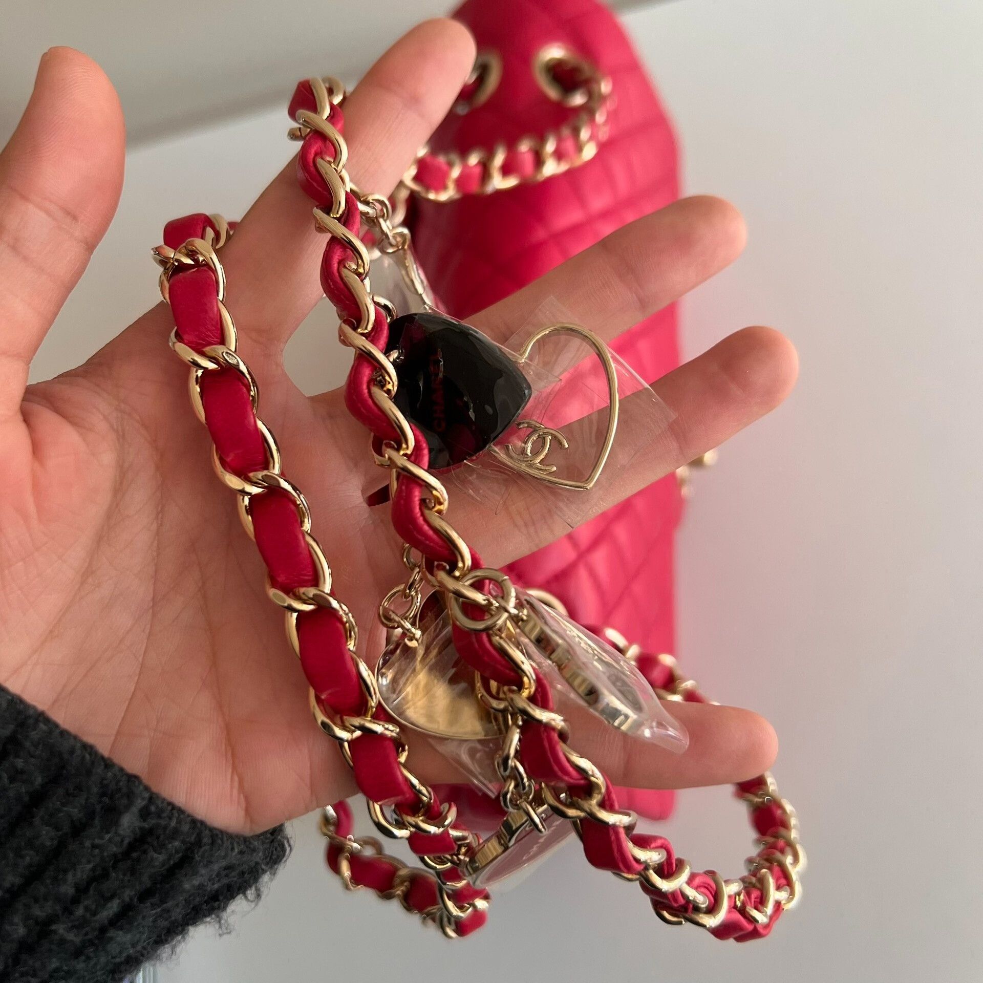Chanel Pre-loved Bag Very good condition Size ONE SIZE - 6 Thumbnail