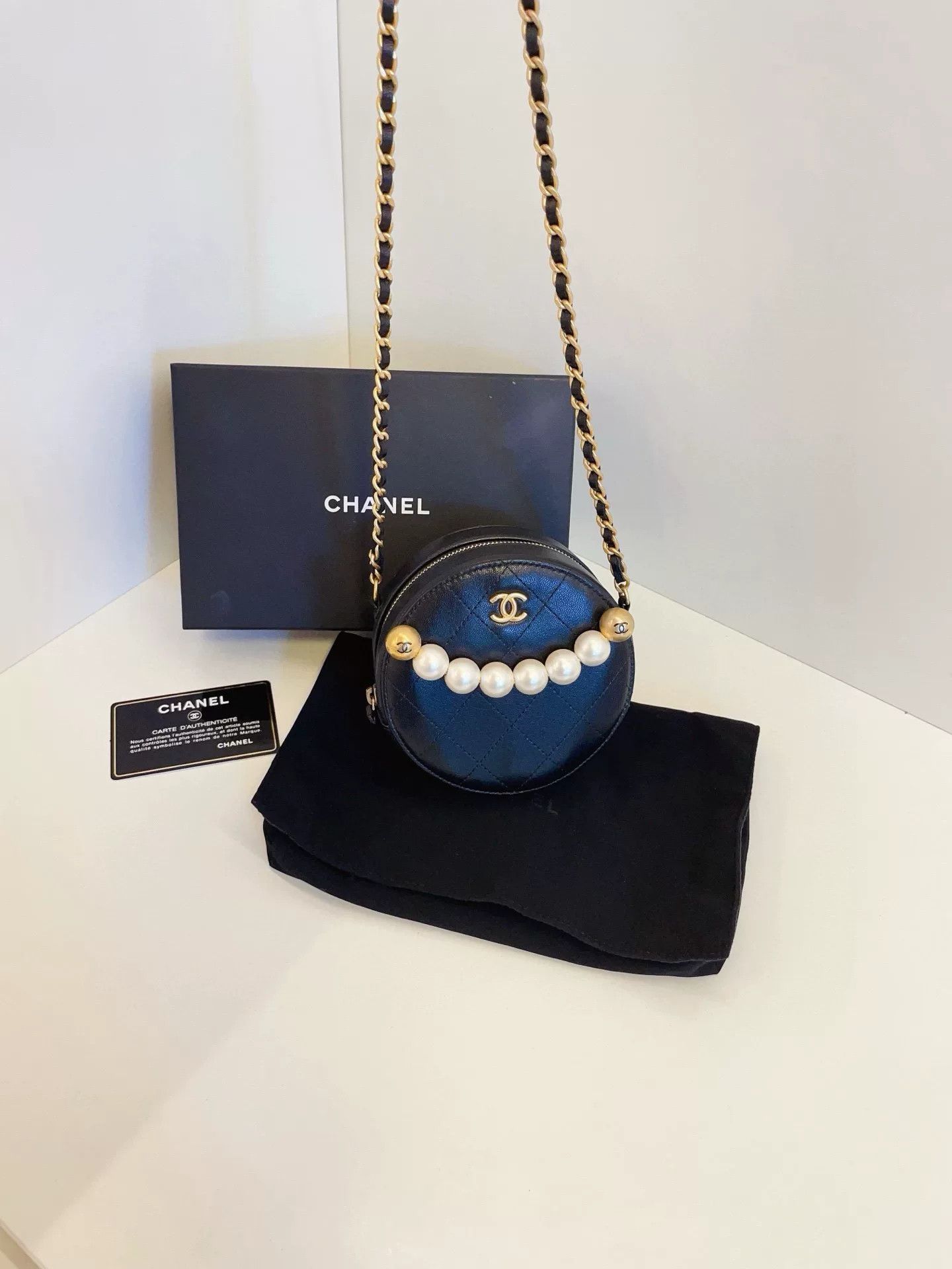 Chanel Pre-loved Bag Very good condition Size ONE SIZE - 7 Thumbnail