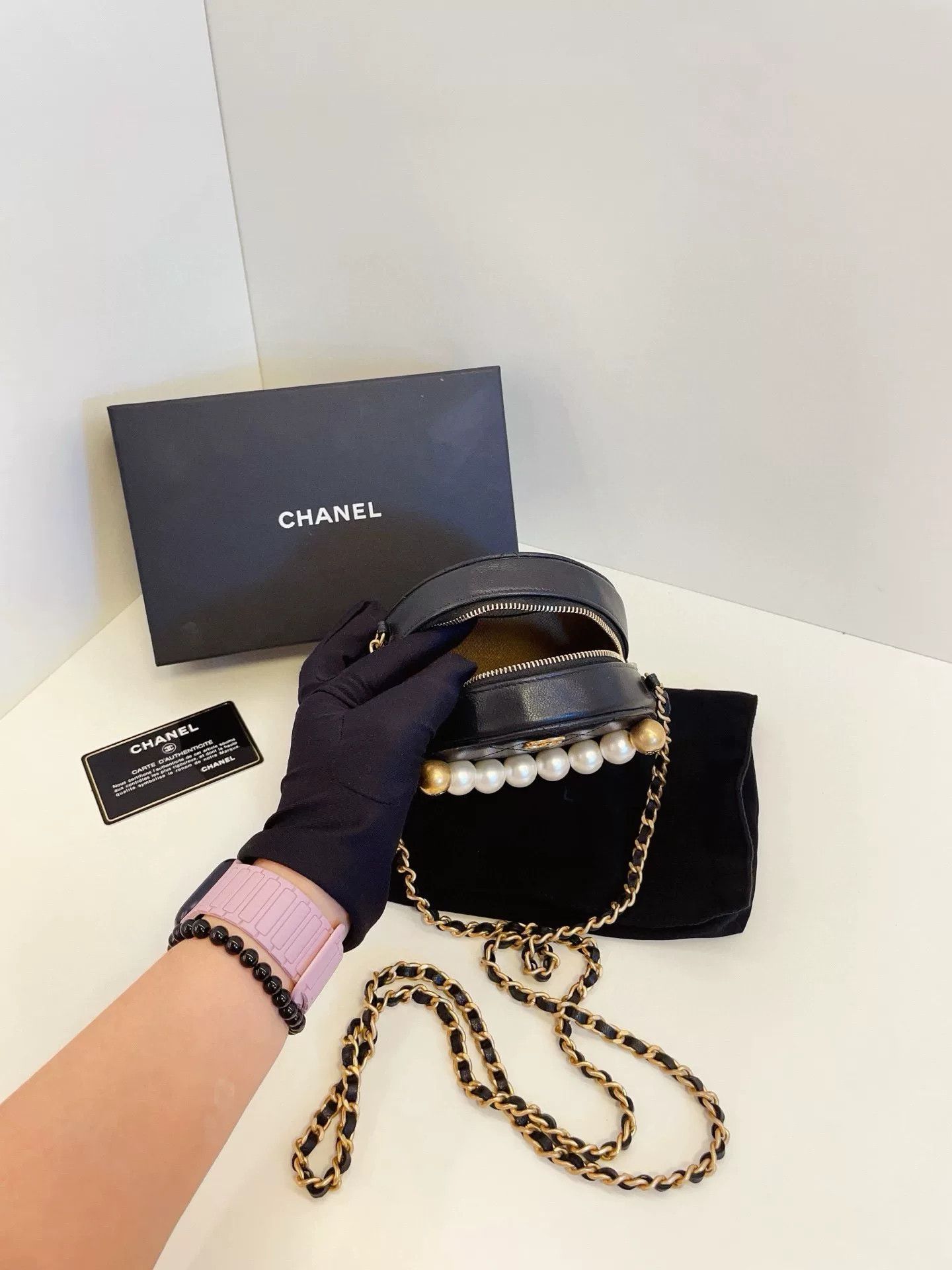 Chanel Pre-loved Bag Very good condition Size ONE SIZE - 8 Thumbnail