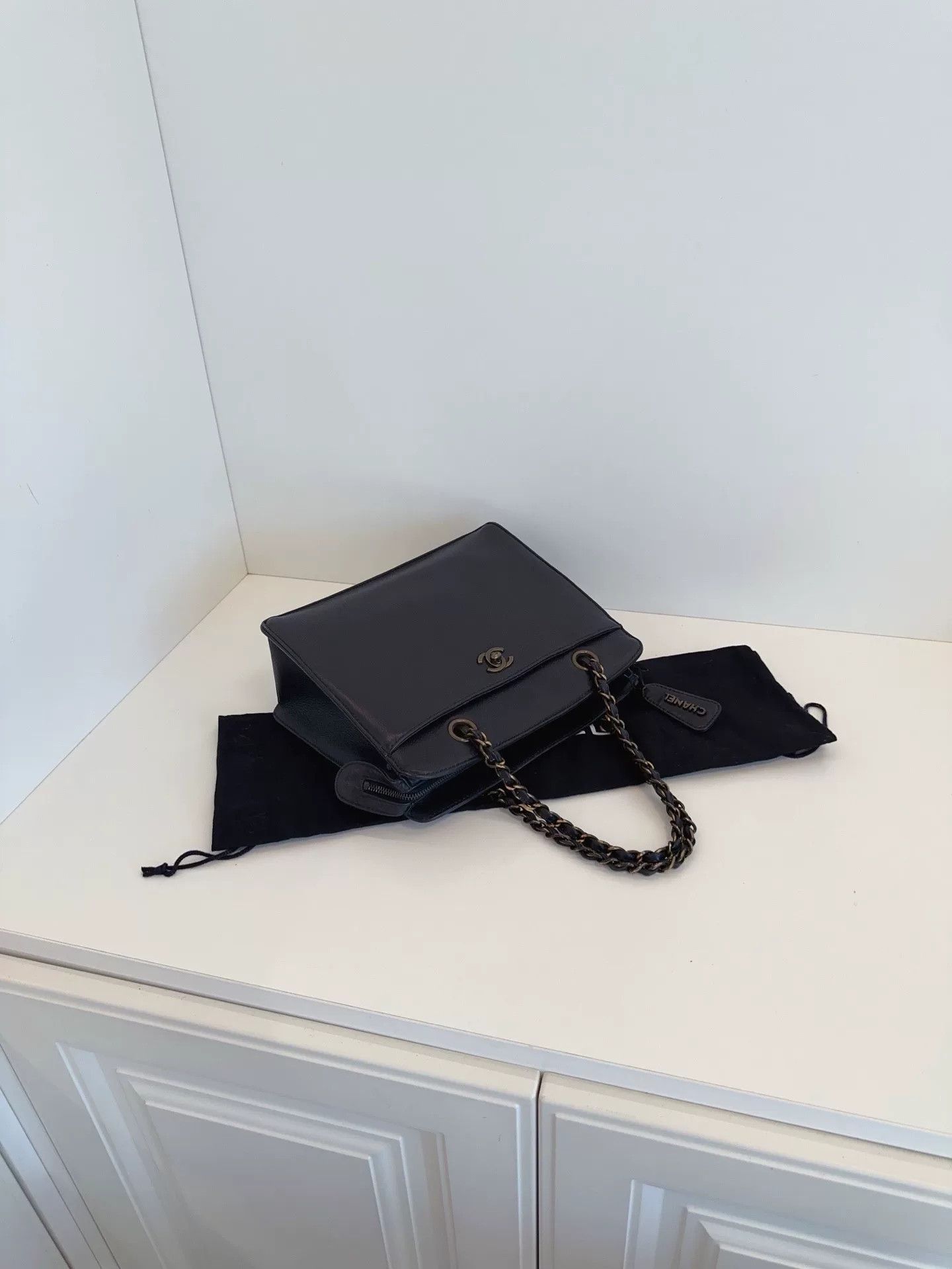 Chanel Pre-loved Bag Very good condition Size ONE SIZE - 7 Thumbnail