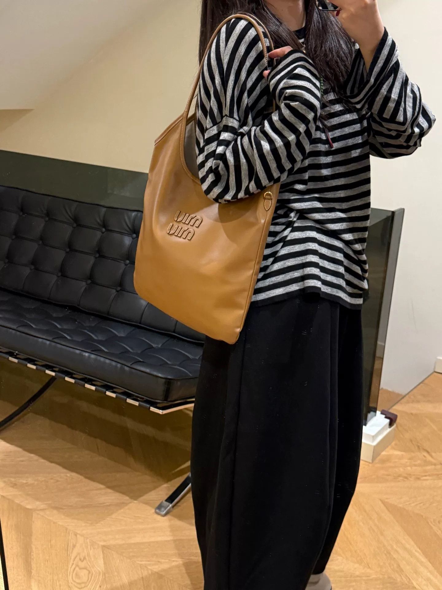 Miu Miu Pre-loved Bag Very good condition Size ONE SIZE - 9 Thumbnail