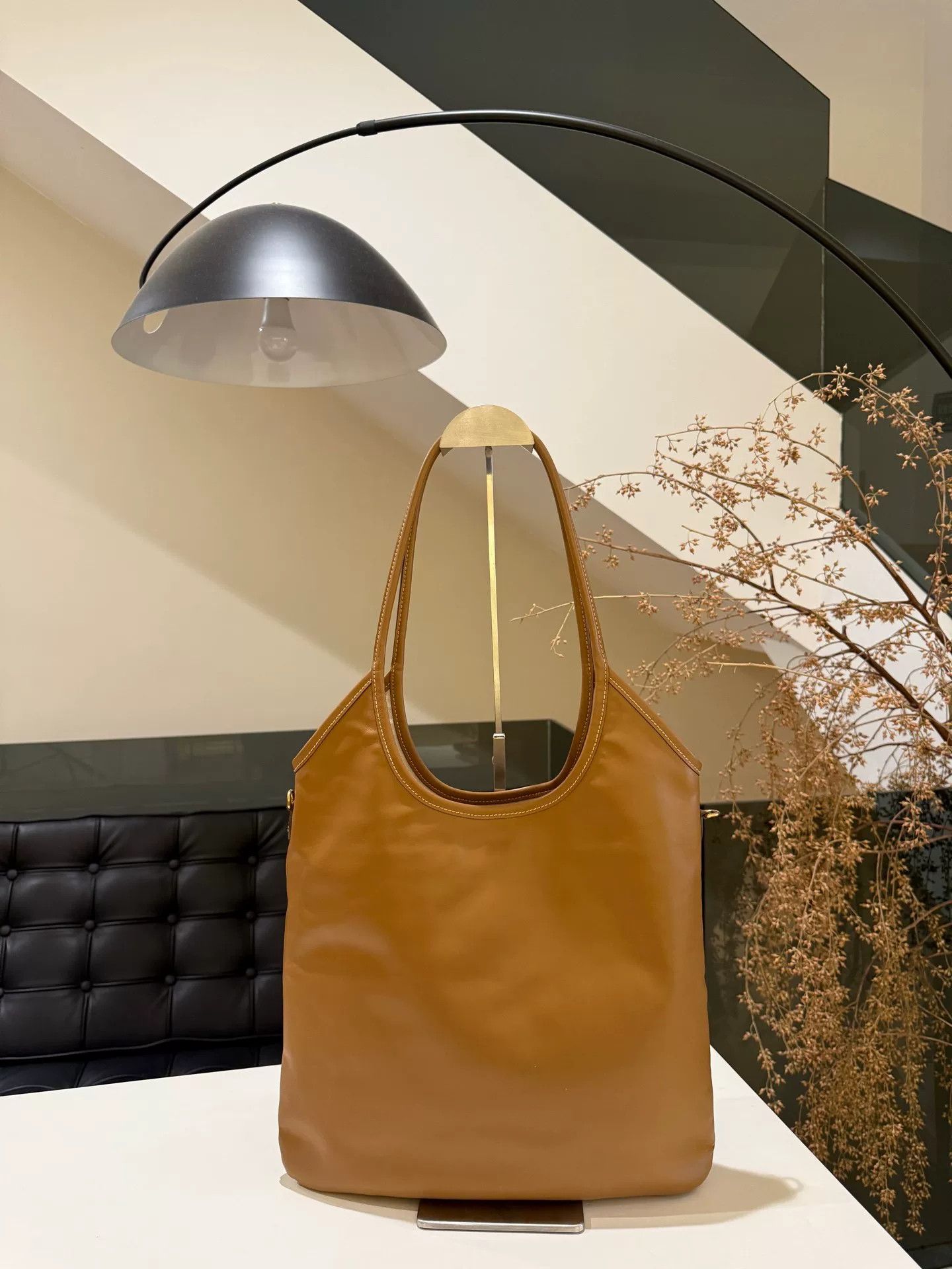 Miu Miu Pre-loved Bag Very good condition Size ONE SIZE - 4 Thumbnail