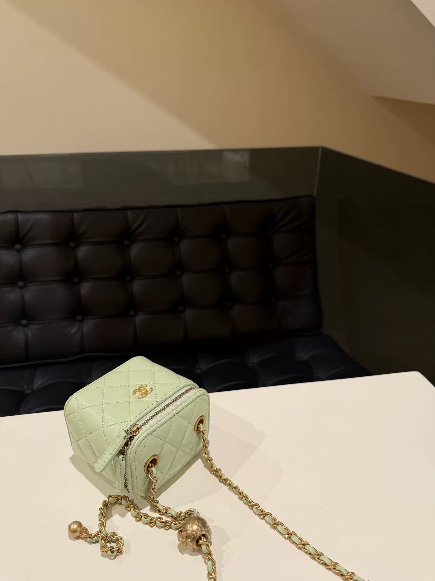 Chanel Pre-loved Bag Very good condition Size ONE SIZE - 6 Thumbnail