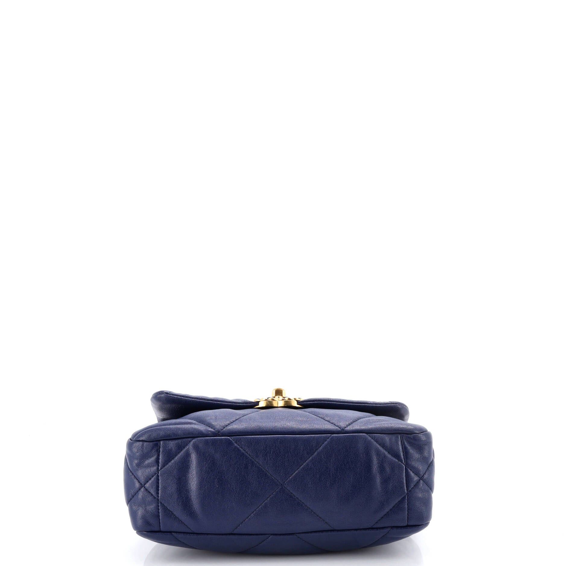 Chanel 19 Flap Bag Size ONE SIZE - 5 Thumbnail