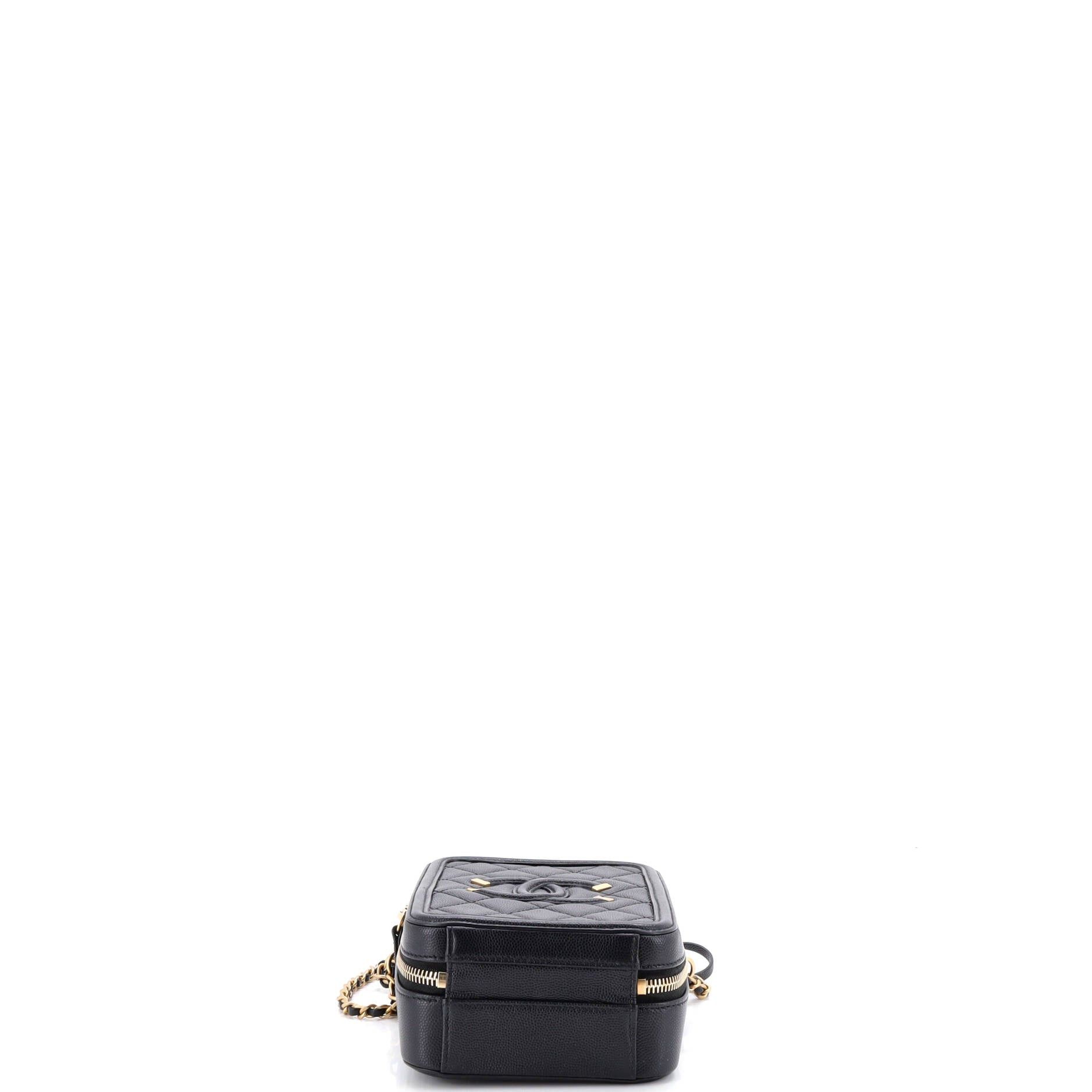 Chanel Filigree Vertical Vanity Case Size ONE SIZE - 4 Thumbnail