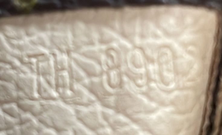 Louis Vuitton Toiletry Pouch Size ONE SIZE - 9 Thumbnail