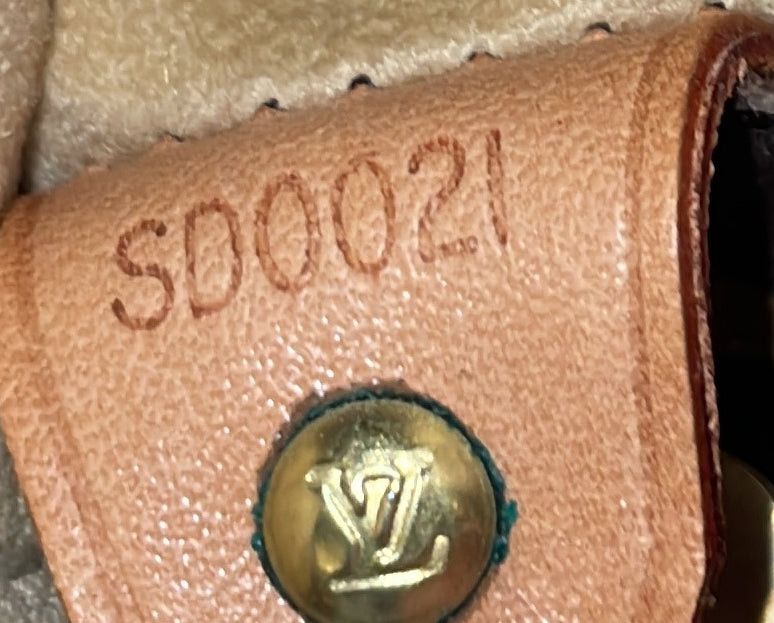 Louis Vuitton Looping Handbag Size ONE SIZE - 8 Thumbnail
