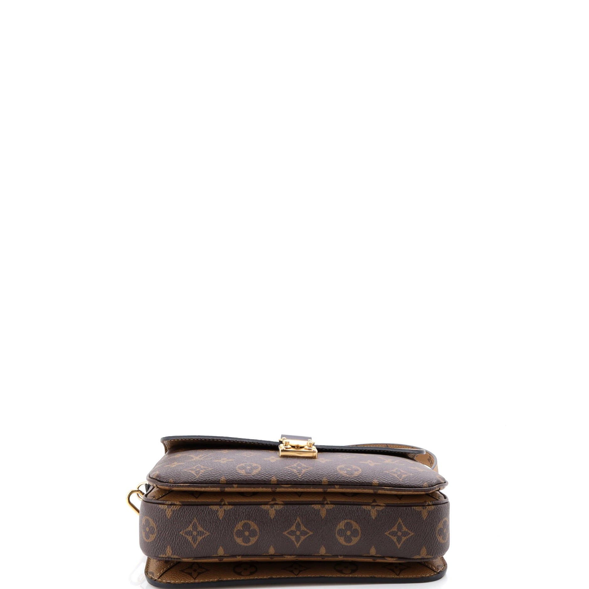 Louis Vuitton Pochette Metis Size ONE SIZE - 4 Thumbnail