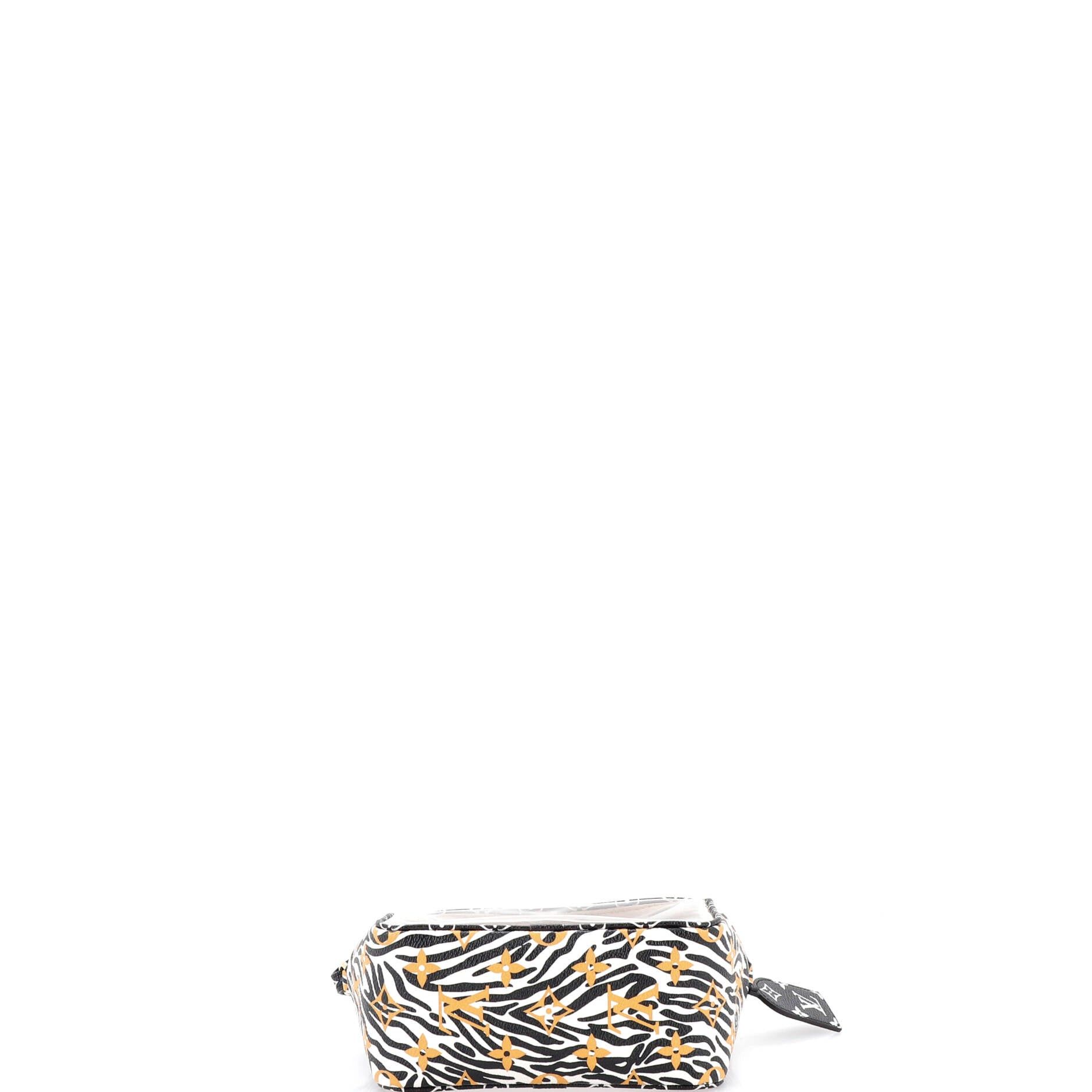 Louis Vuitton Beach Pouch Size ONE SIZE - 4 Thumbnail