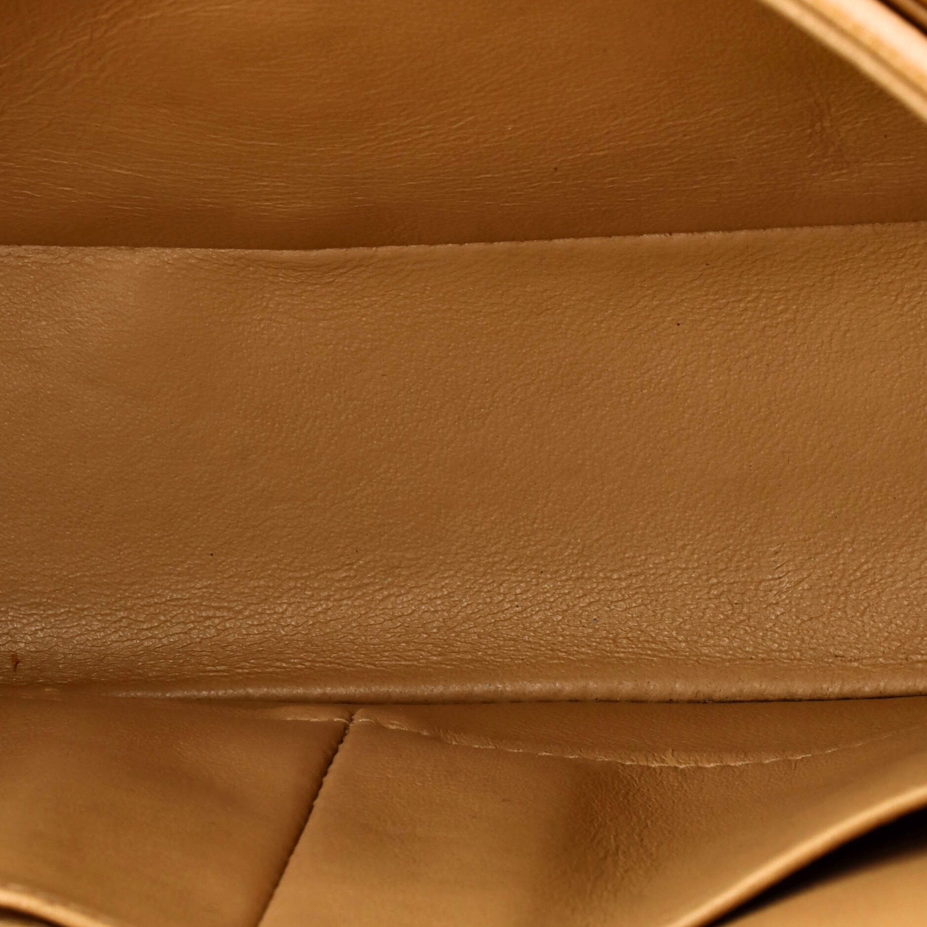 Chanel Vintage Classic Double Flap Bag Size ONE SIZE - 6 Thumbnail