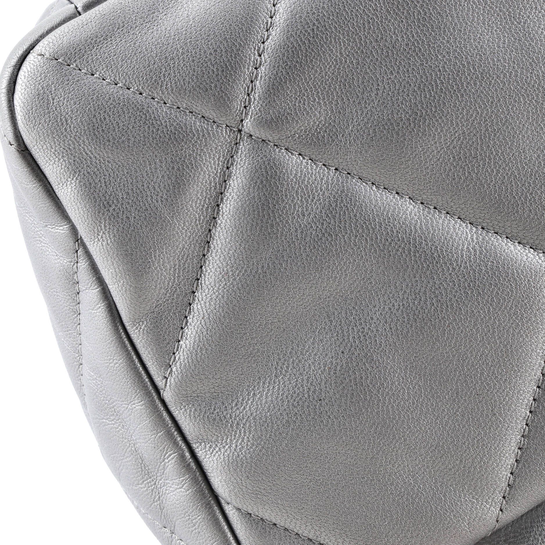 Chanel 19 Flap Bag Size ONE SIZE - 8 Thumbnail