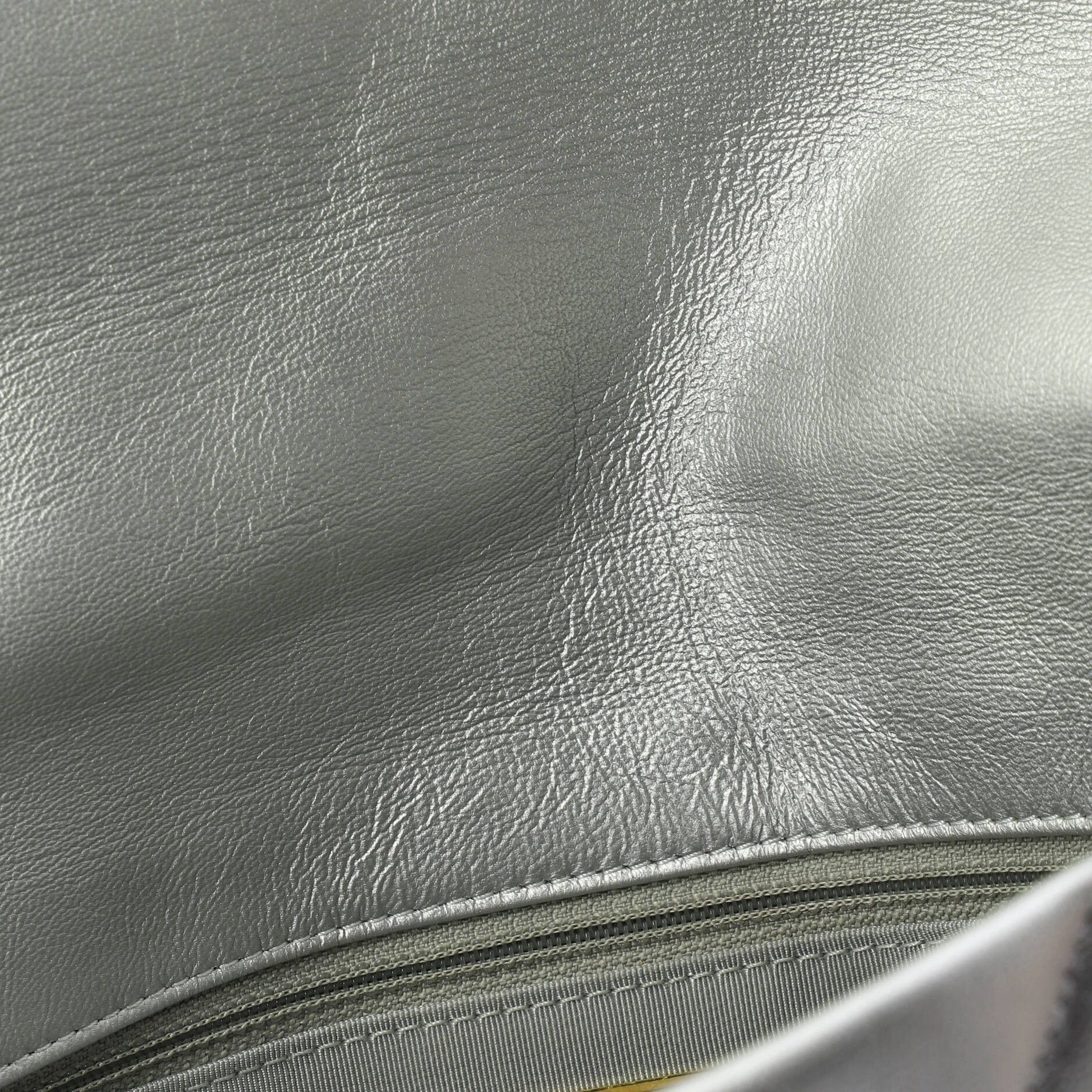 Chanel 19 Flap Bag Size ONE SIZE - 7 Thumbnail