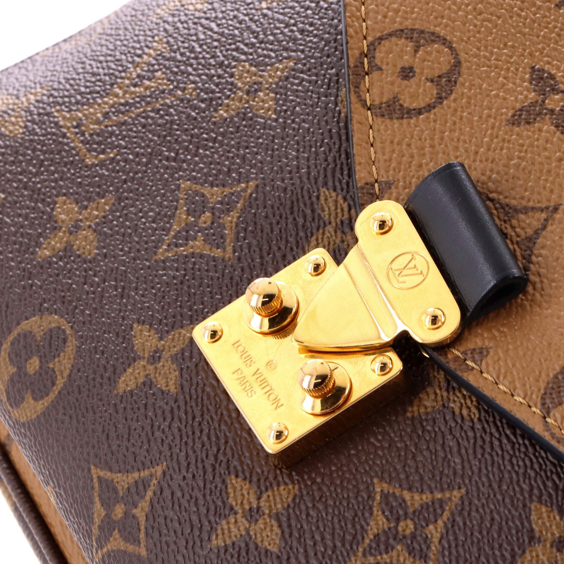 Louis Vuitton Pochette Metis Size ONE SIZE - 6 Thumbnail