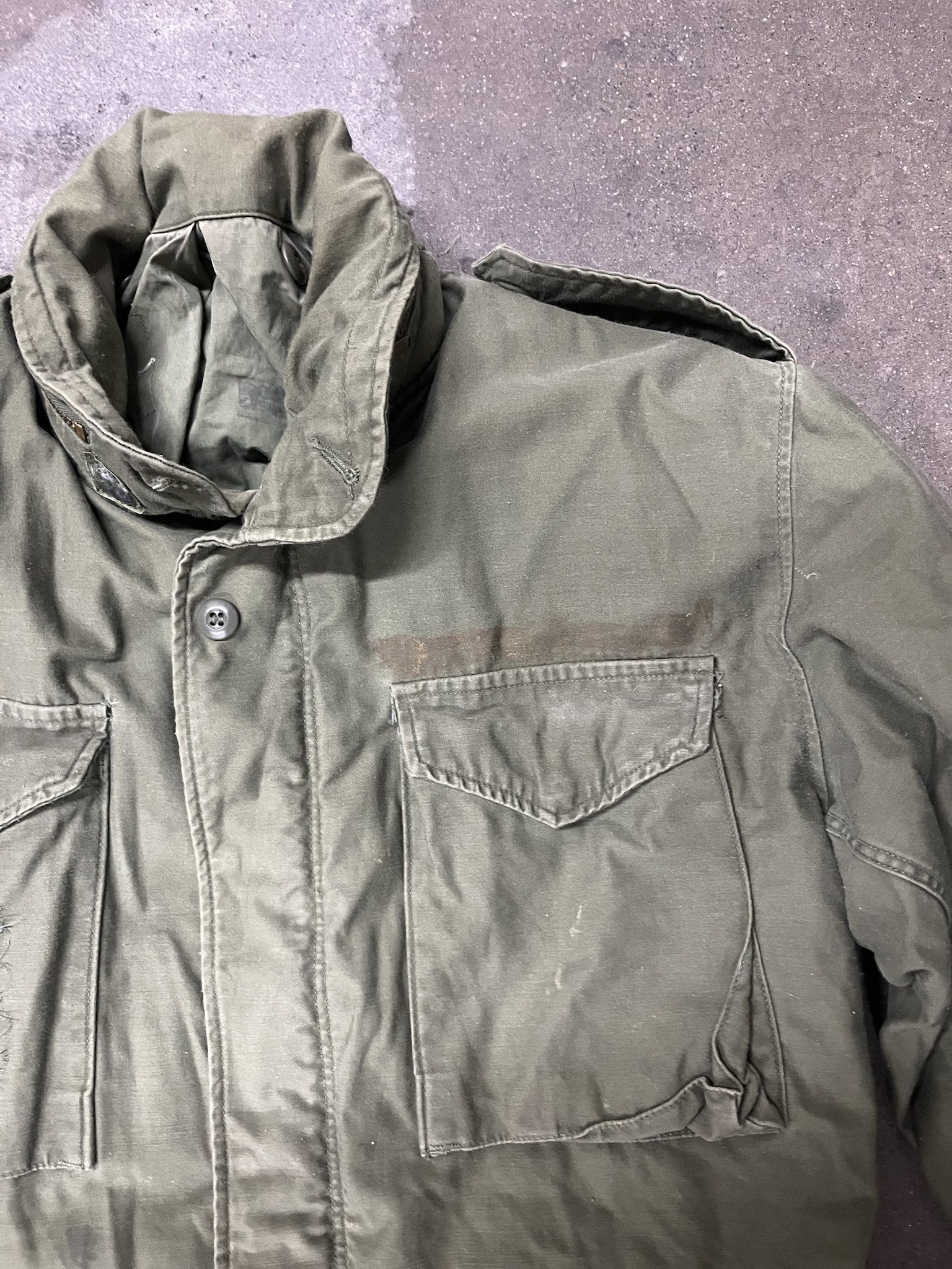Vintage Vintage Military 1980s Alpha Industries Olive Green Field Jacket Size M Long Size US M / EU 48-50 / 2 - 3 Thumbnail