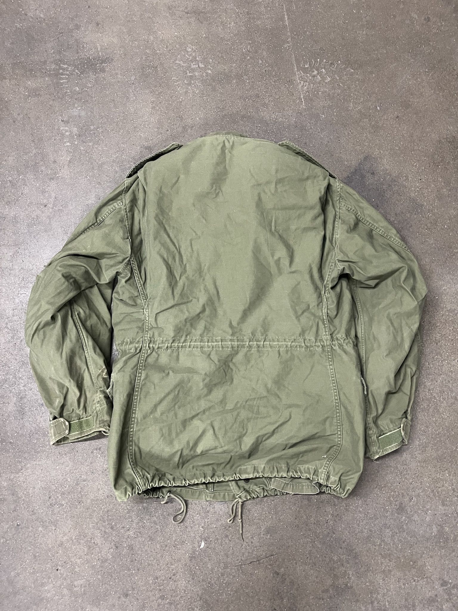 Vintage Vintage Military 1980s Alpha Industries Olive Green Field Jacket Size M Long Size US M / EU 48-50 / 2 - 5 Thumbnail