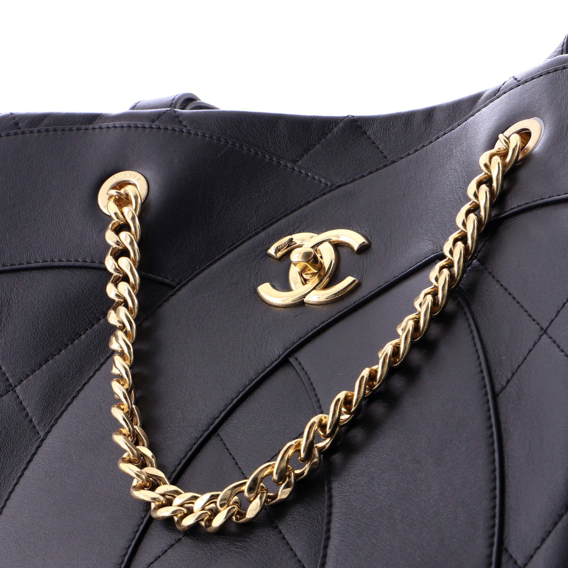 Chanel Club Monaco Shopping Tote Size ONE SIZE - 8 Thumbnail
