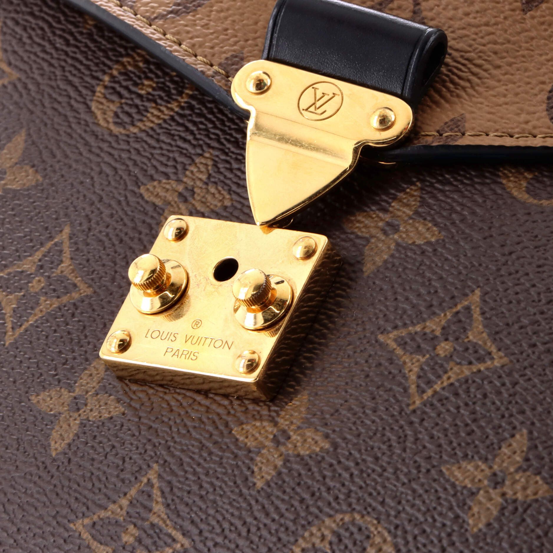 Louis Vuitton Pochette Metis Size ONE SIZE - 7 Thumbnail