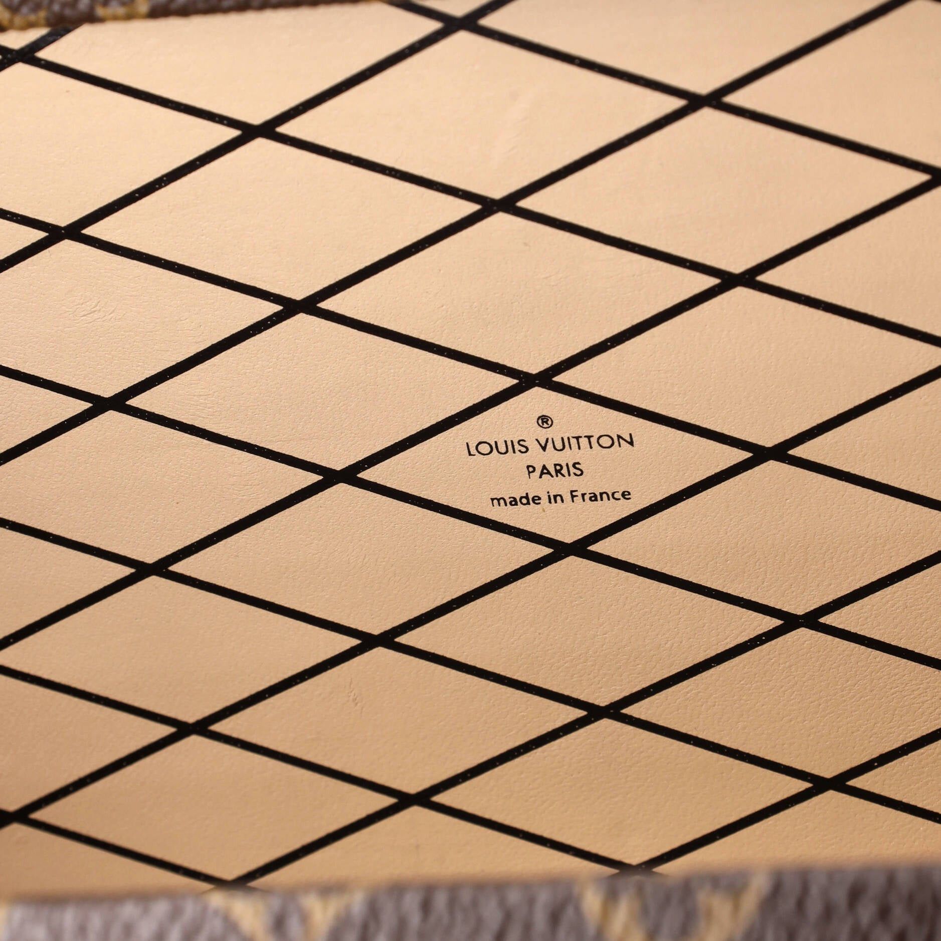 Louis Vuitton Petite Malle Handbag Size ONE SIZE - 7 Thumbnail