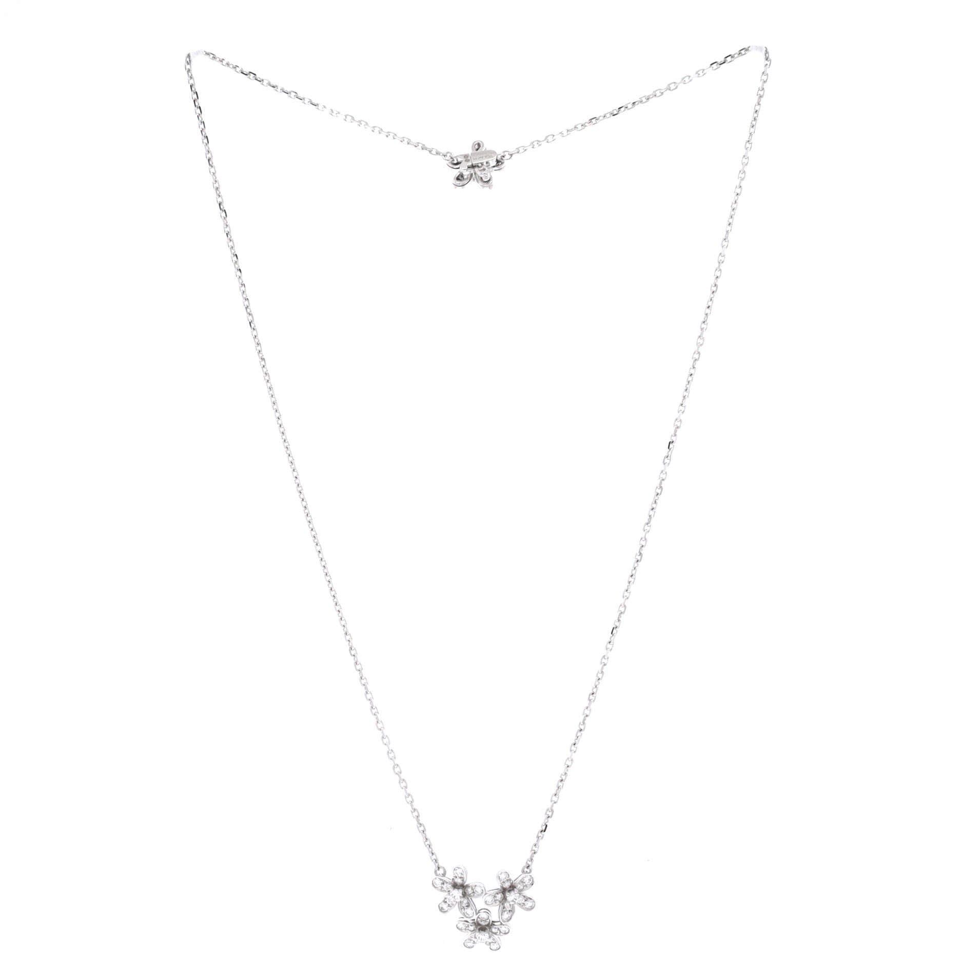 Van Cleef & Arpels Socrate 3 Flower Pendant Necklace Size ONE SIZE - 3 Thumbnail