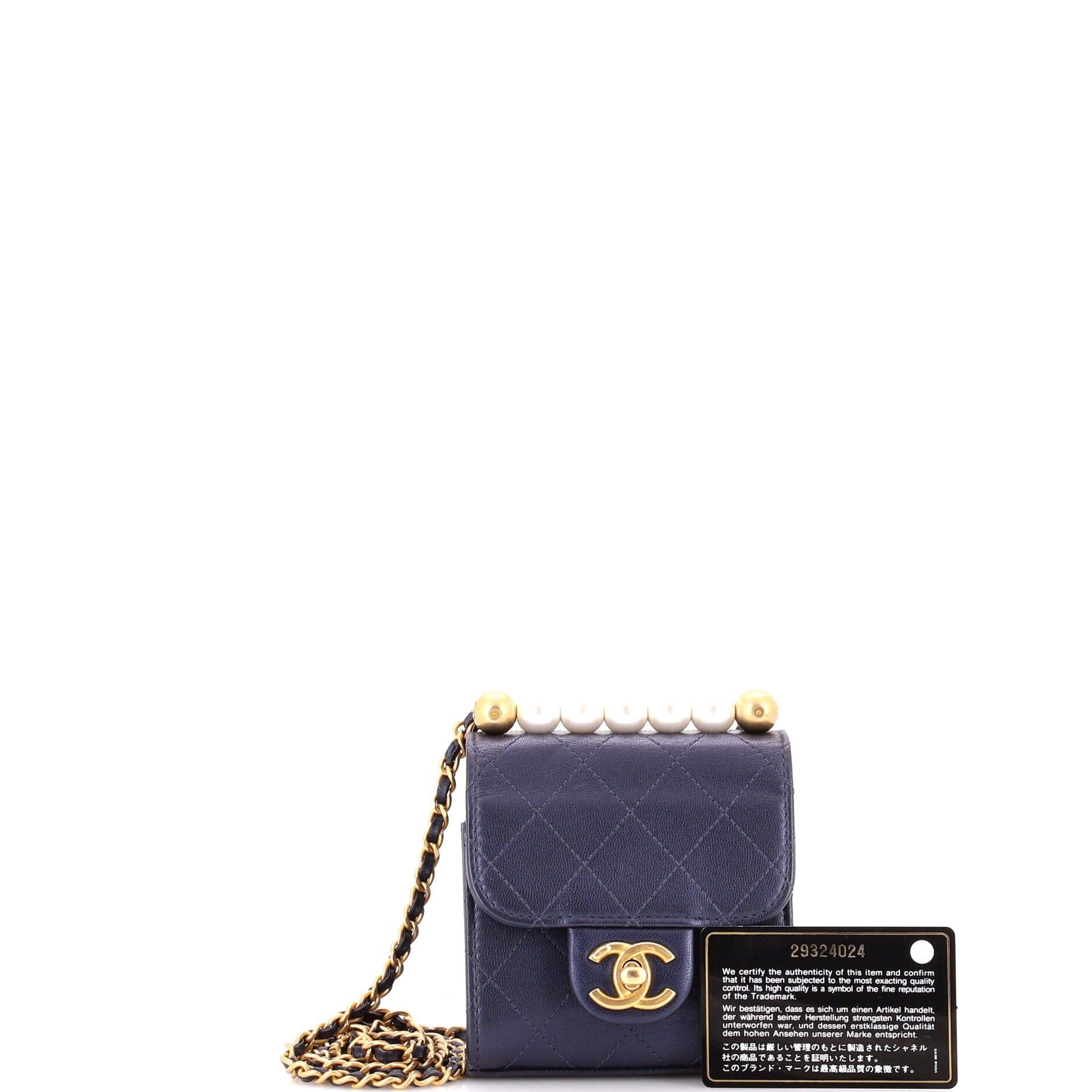 Chanel Chic Pearls Flap Clutch with Chain Size ONE SIZE - 2 Thumbnail