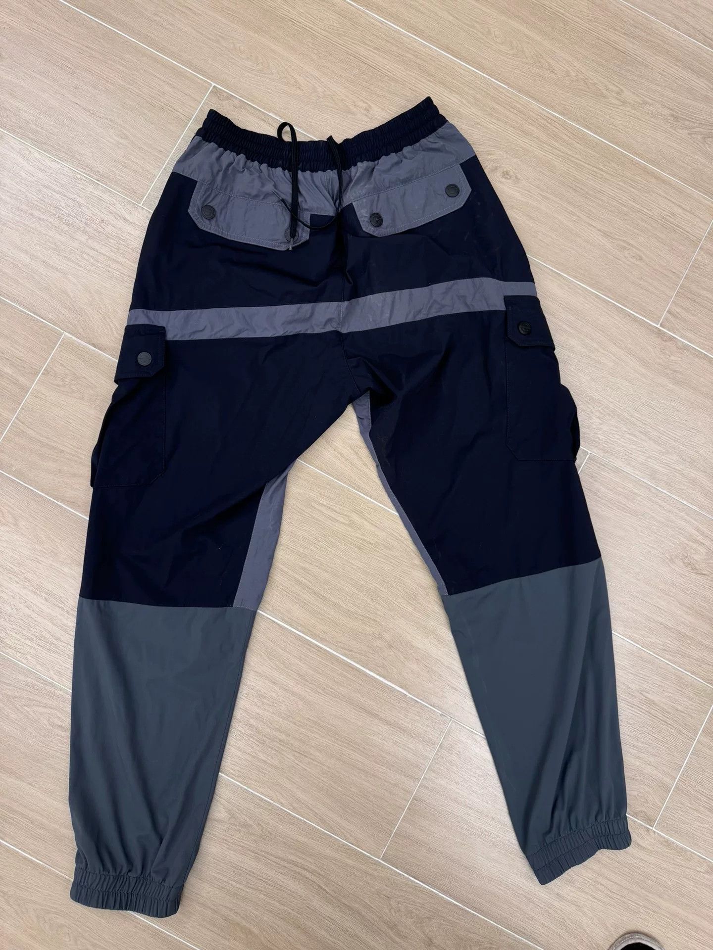 Camoshita Water-Resistant Quick-Dry Sports Pants Size US 28 / EU 44 - 2 Thumbnail