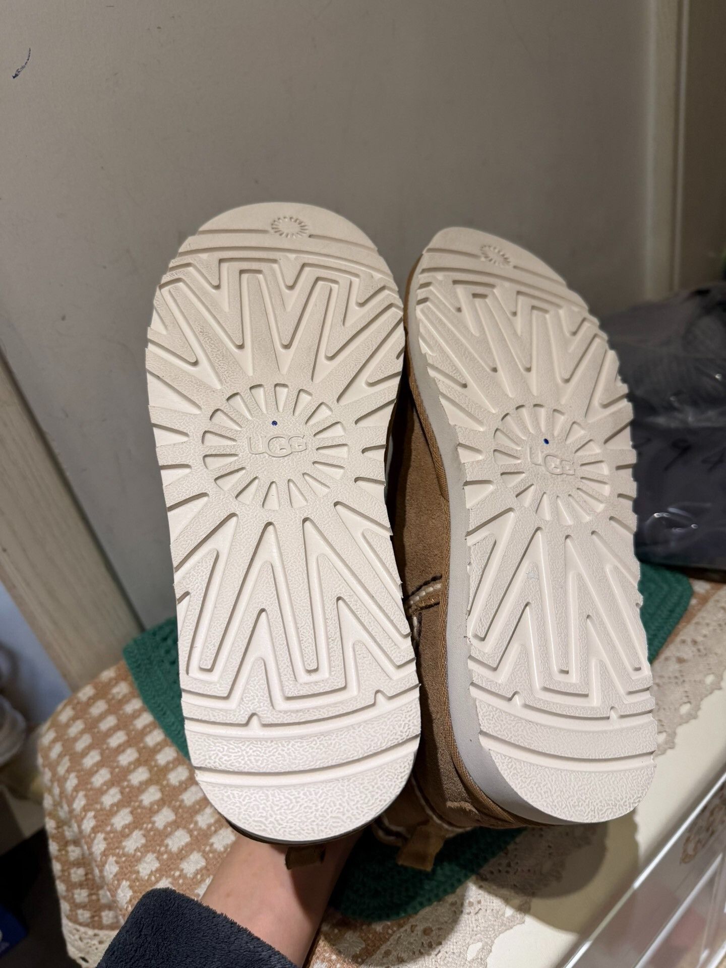Ugg UGG Snow Boots Size 42 Brand New Size US 9 / EU 42 - 7 Thumbnail