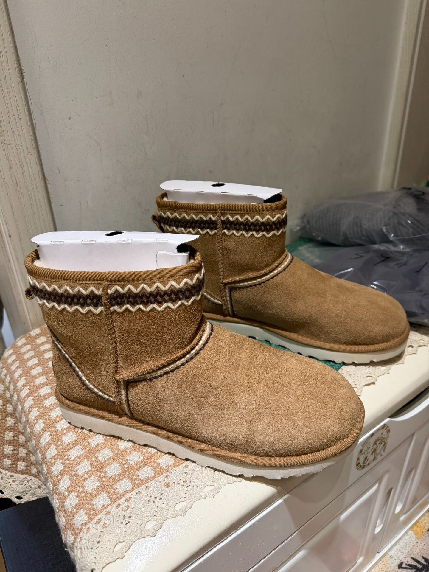 Ugg UGG Snow Boots Size 42 Brand New Size US 9 / EU 42 - 3 Thumbnail