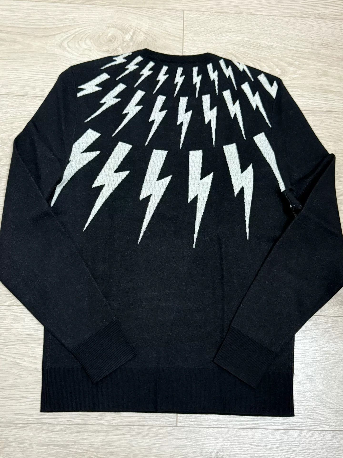 Neil Barrett Neil Barrett Classic Wool Sweater Size S / US 4 / IT 40 - 3 Thumbnail