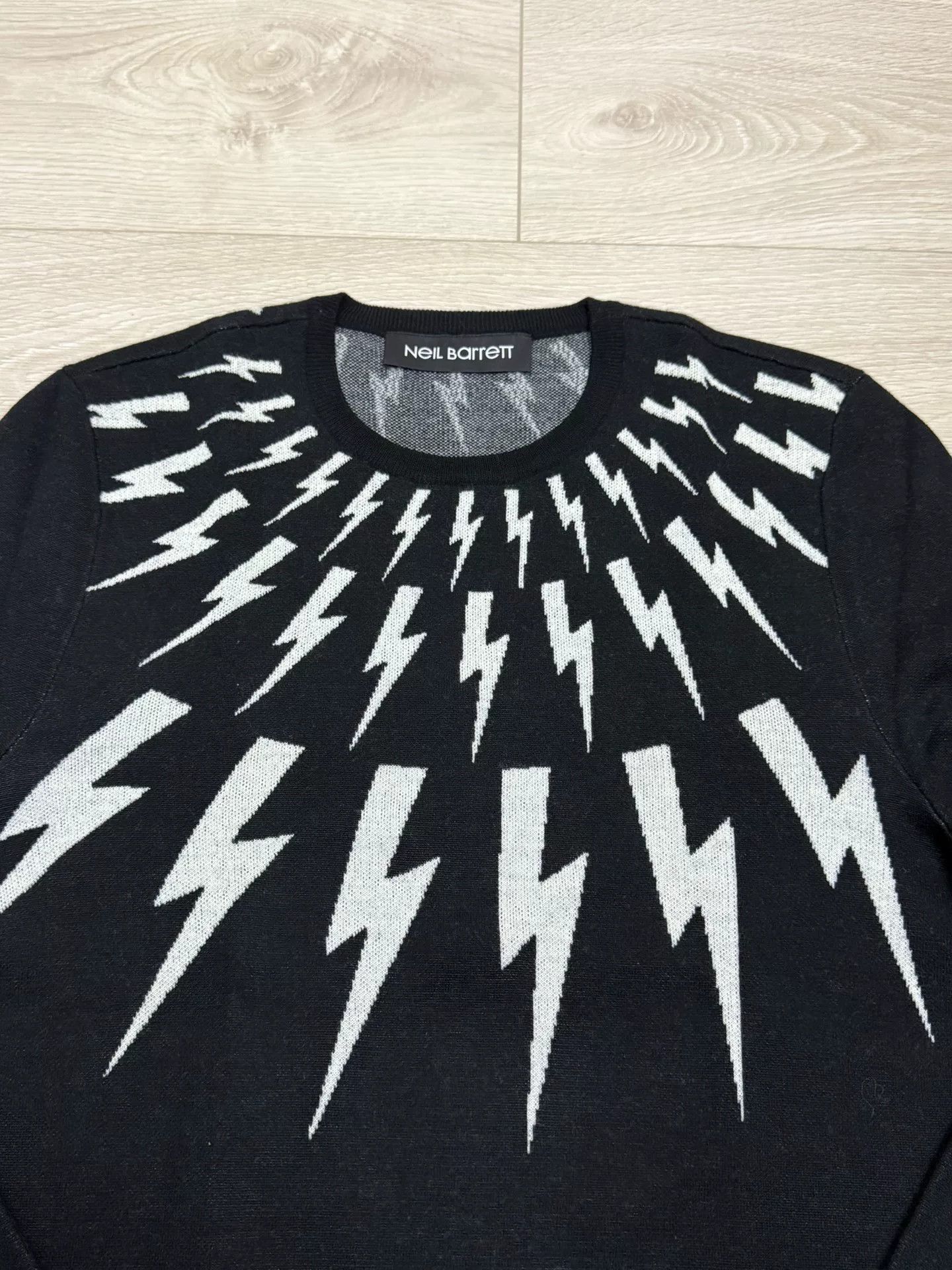 Neil Barrett Neil Barrett Classic Wool Sweater Size S / US 4 / IT 40 - 2 Thumbnail