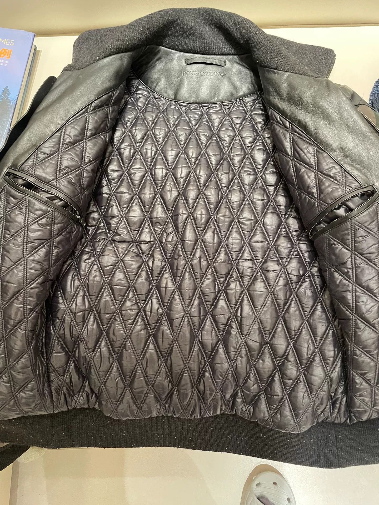 Dolce & Gabbana Stylish Dolce & Gabbana Winter Jacket Size US M / EU 48-50 / 2 - 4 Thumbnail