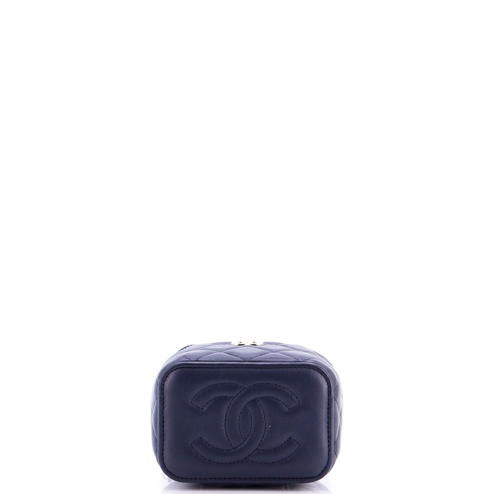 Chanel Classic Top Handle Vanity Case with Chain Size ONE SIZE - 4 Thumbnail
