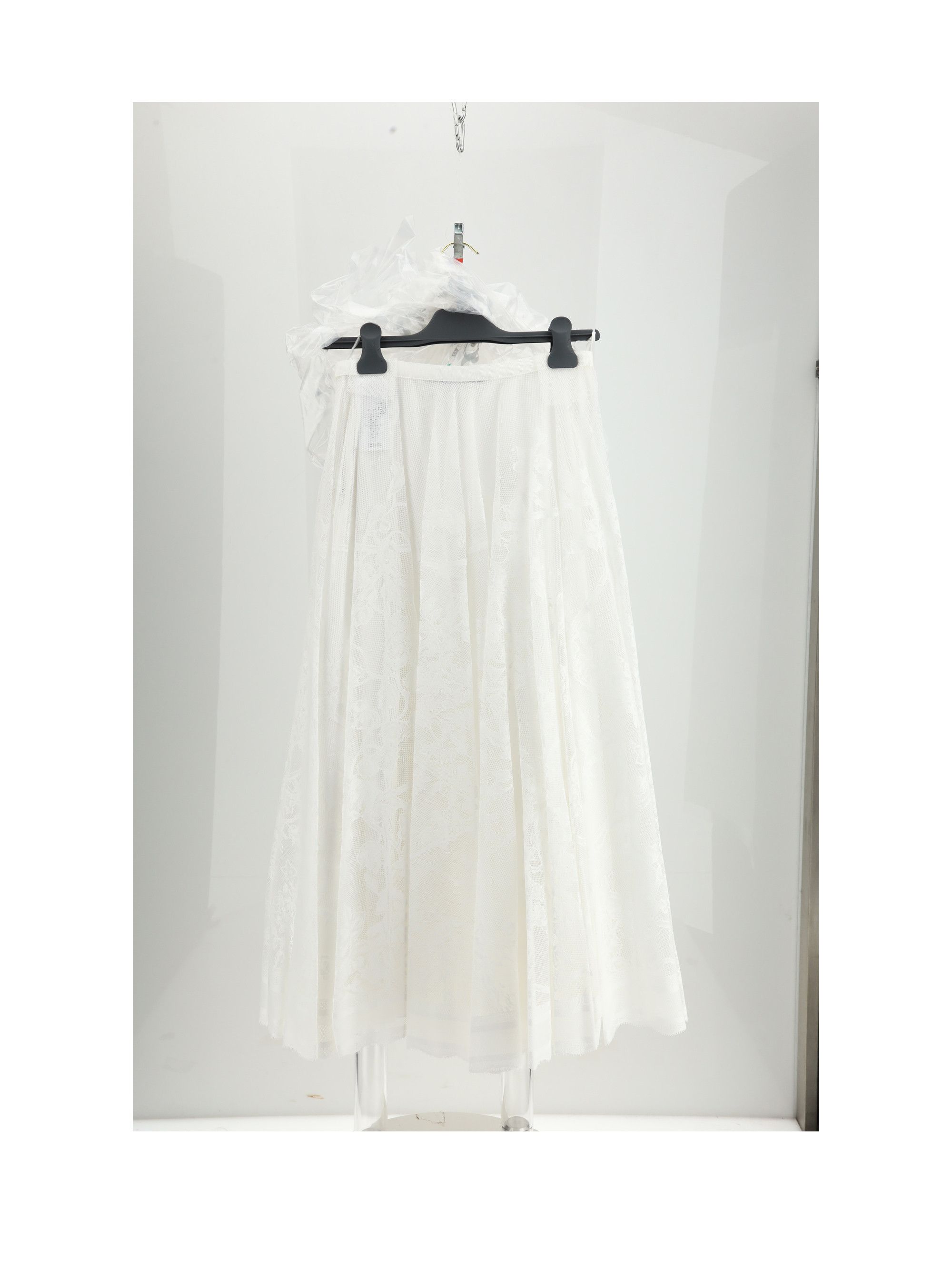 Dior MD-JUPE+COMB-DENTELLE VILLA ME Size 28" / US 6 / IT 42 - 2 Thumbnail