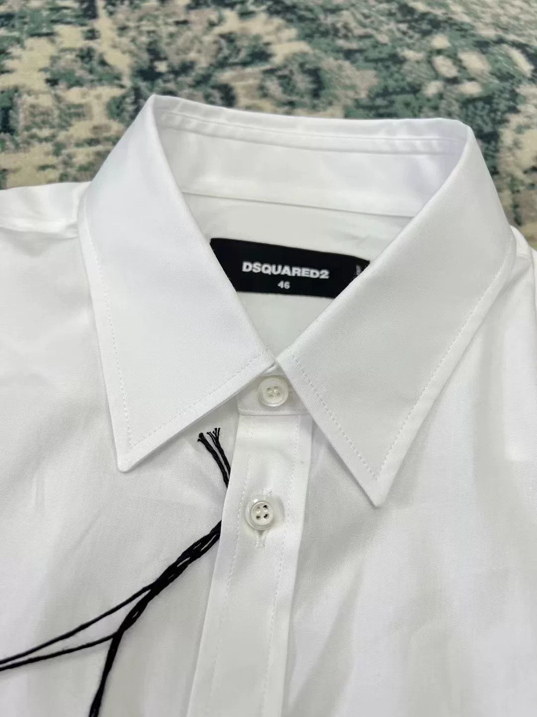 Dsquared2 Dsquared2 White Casual Shirt for Fall 2022 Size US M / EU 48-50 / 2 - 3 Thumbnail