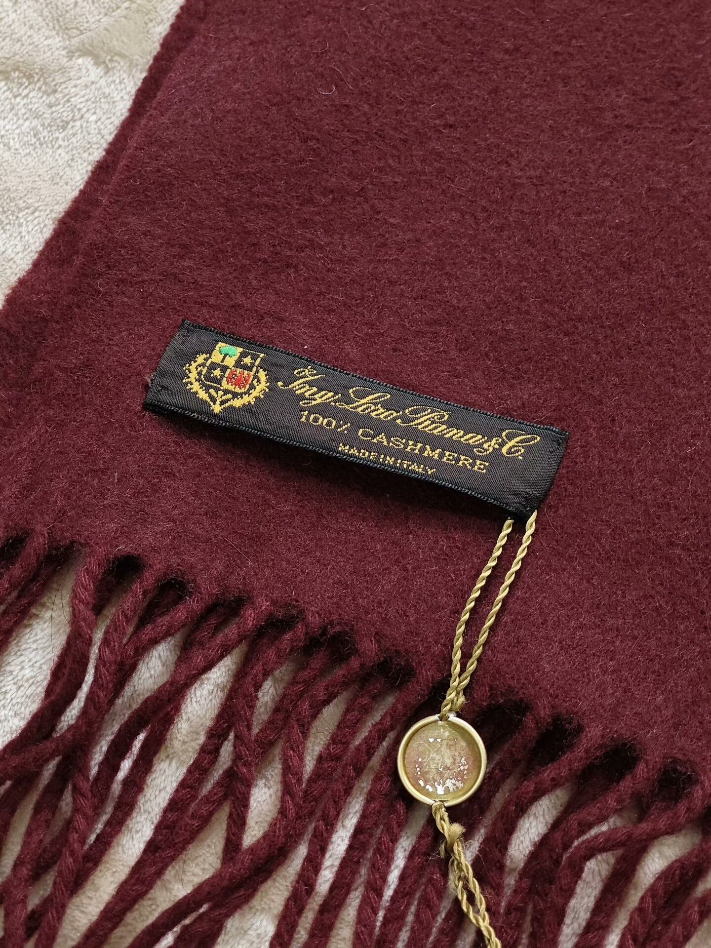 Loro Piana Loro Piana Cashmere Scarf in Burgundy Size ONE SIZE - 2 Thumbnail