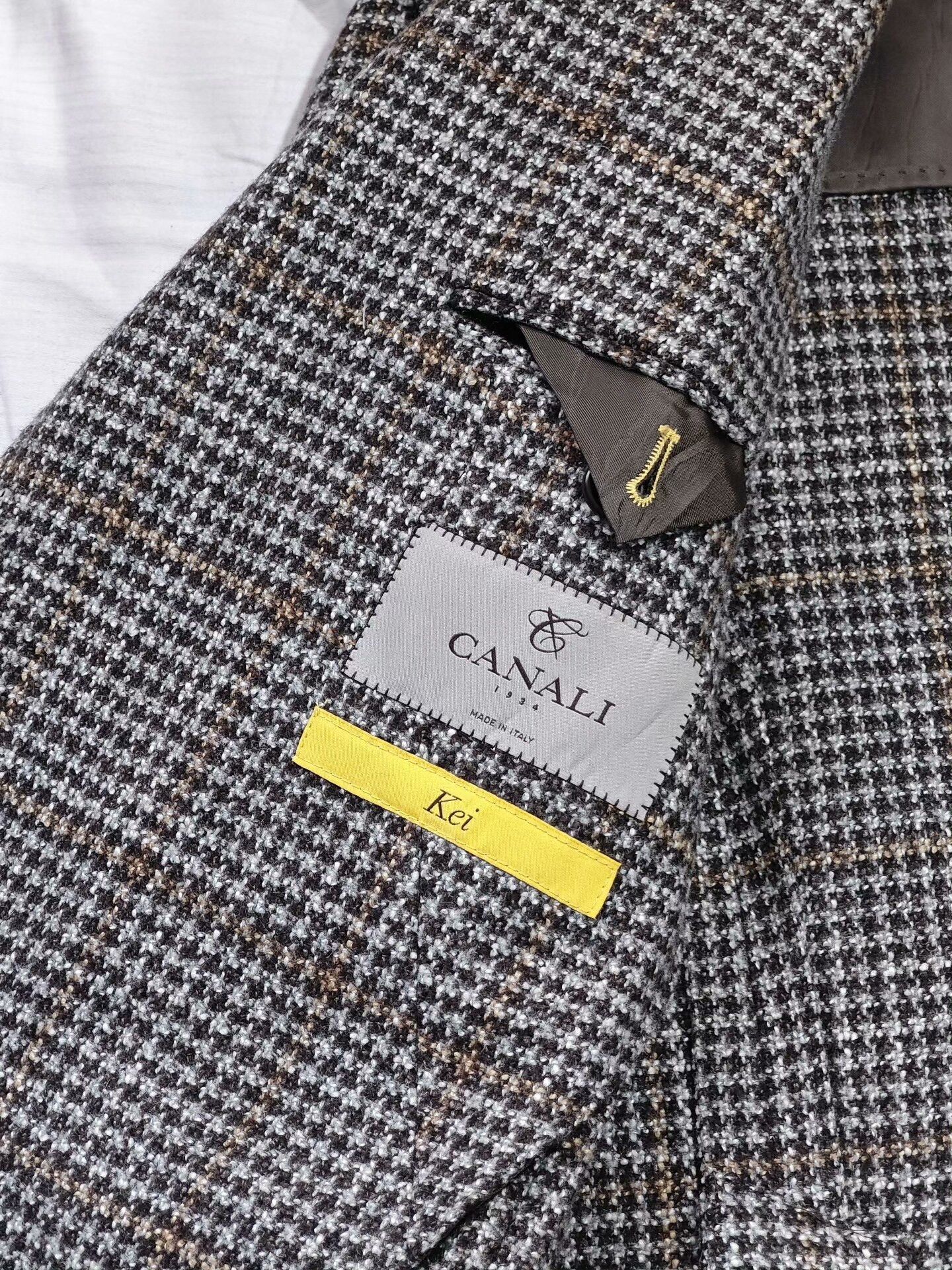 Canali Brown Checked Wool Silk Blend Blazer Size US M / EU 48-50 / 2 - 7 Thumbnail